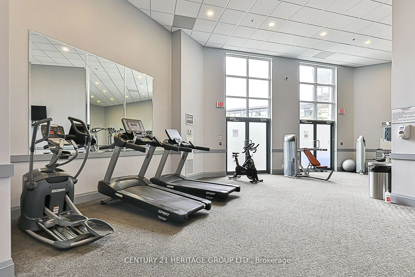 24 Woodstream Boulevard, #809