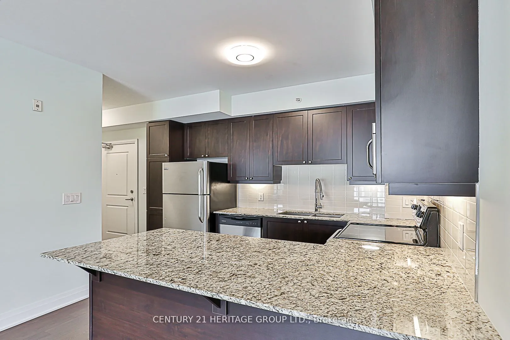 24 Woodstream Boulevard, #809