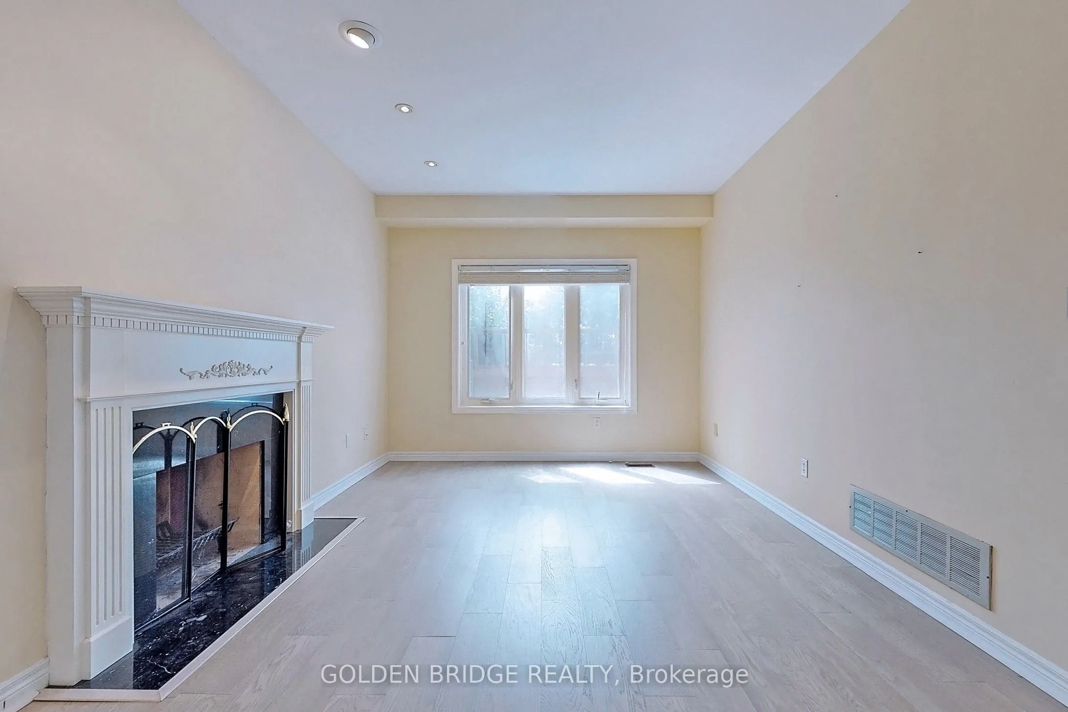 150 Larratt Lane