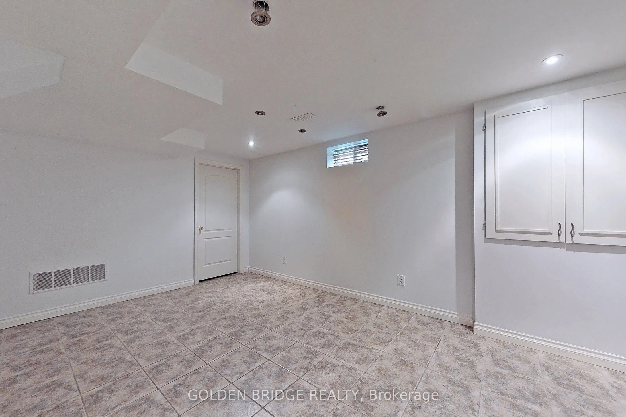 150 Larratt Lane