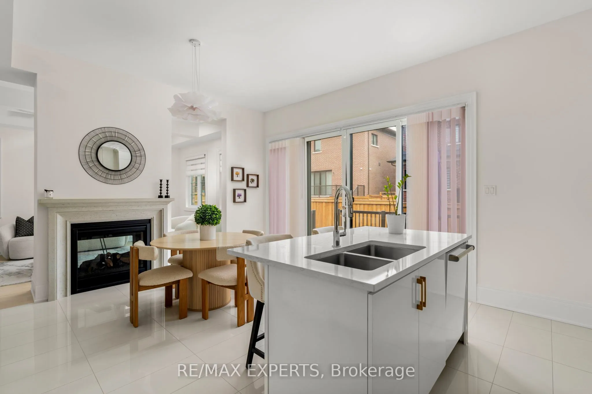17 Kinburn Crescent