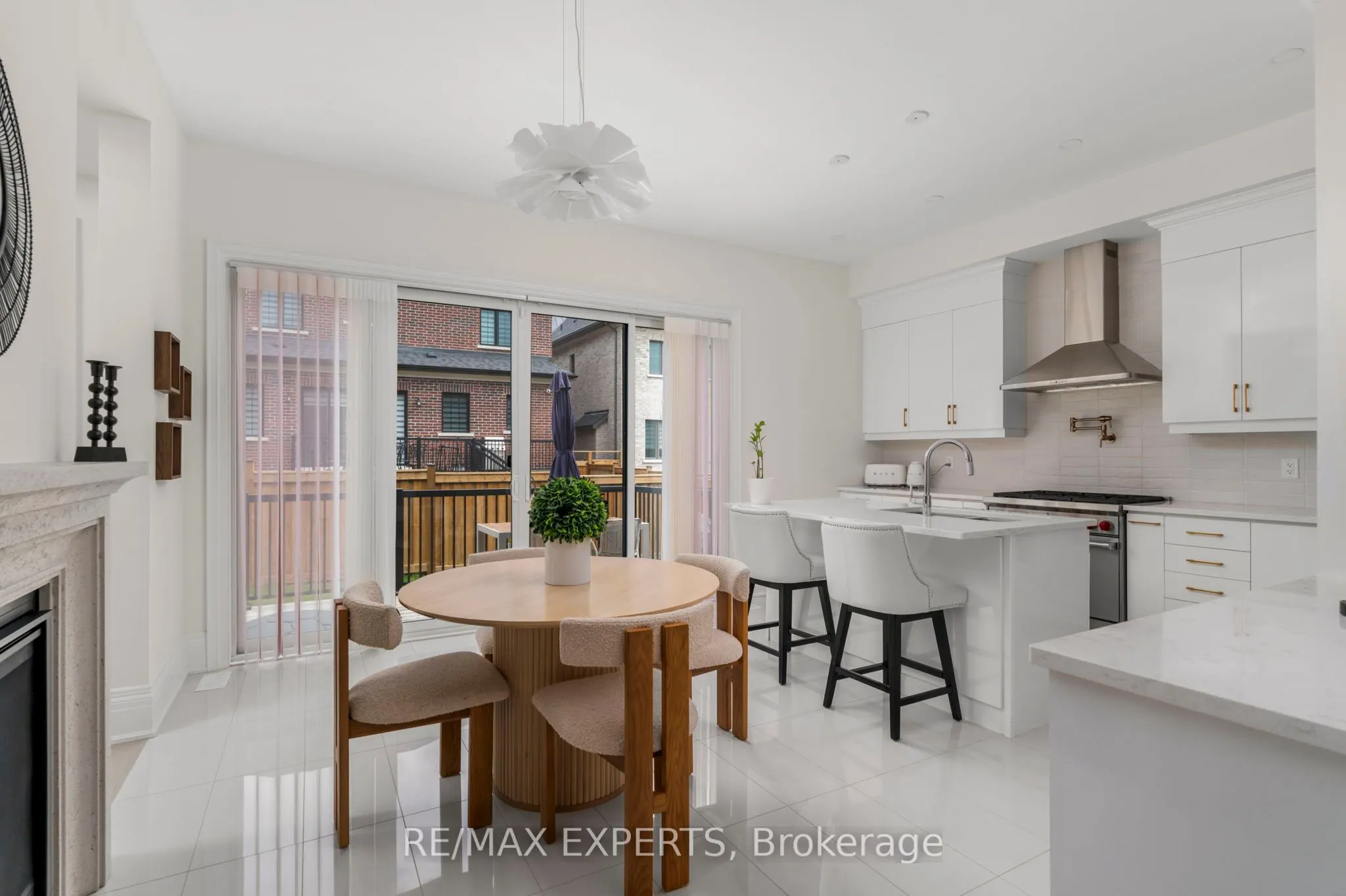 17 Kinburn Crescent