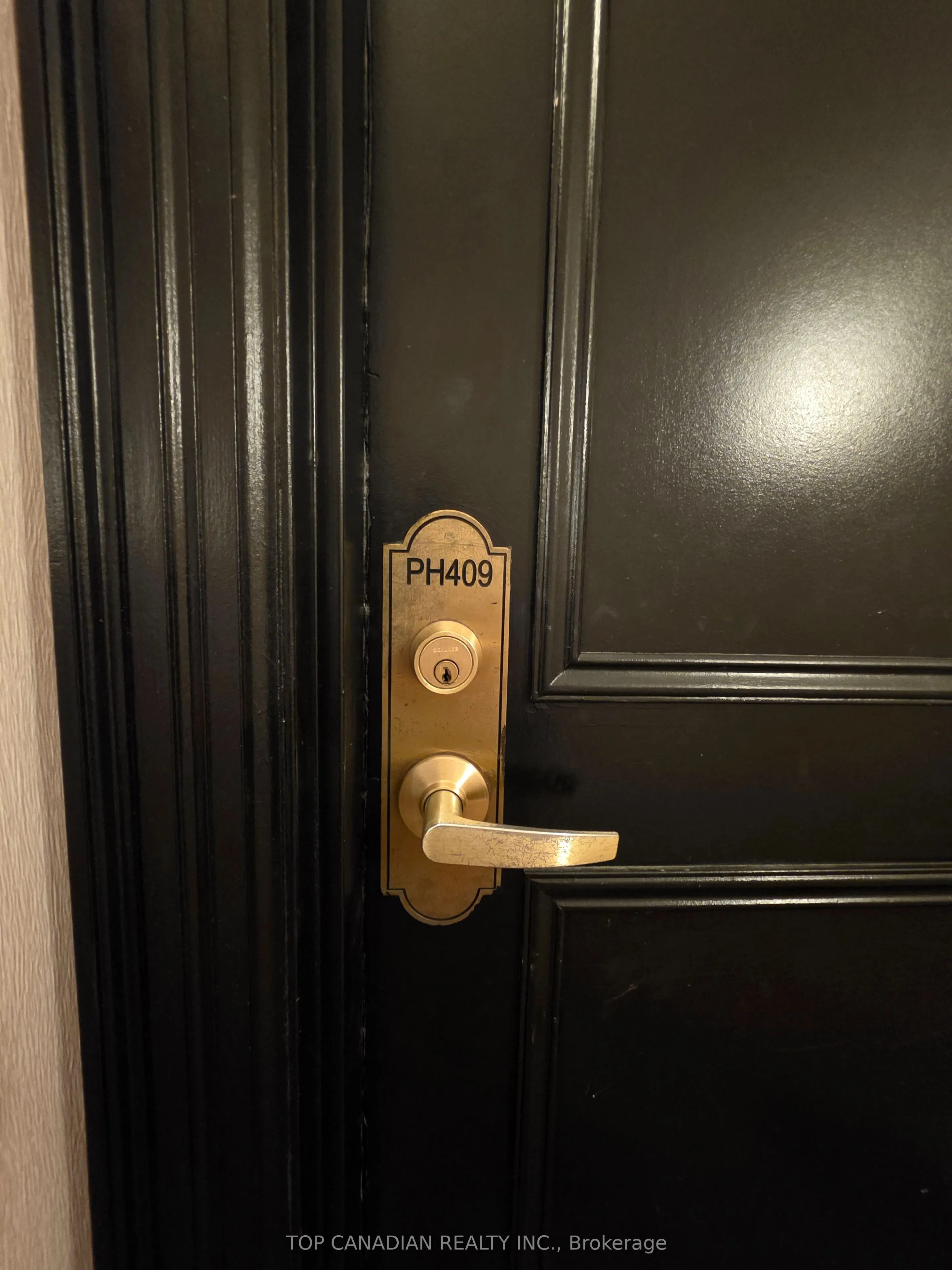 1 Emerald Lane, #Ph 409