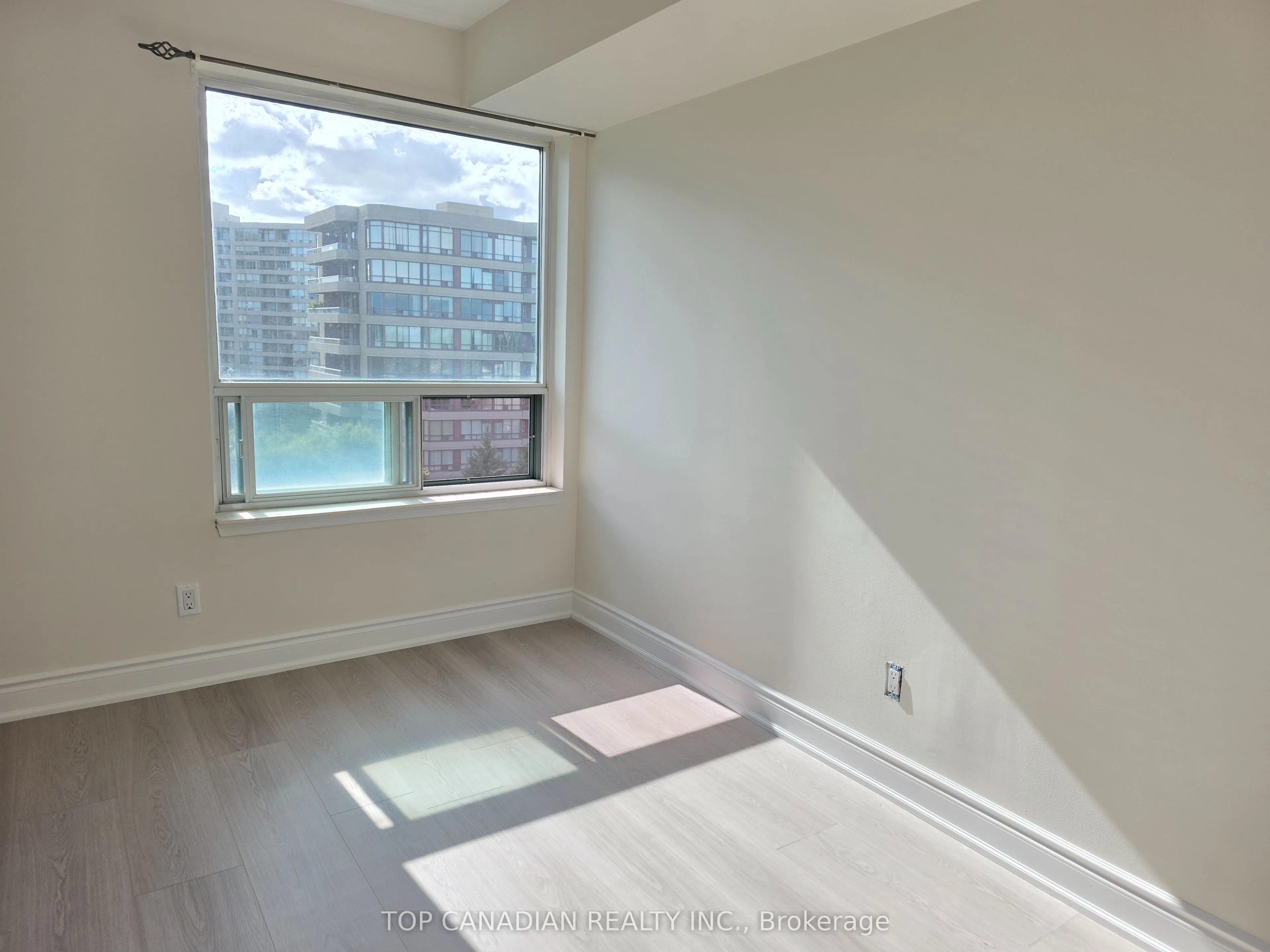 1 Emerald Lane, #Ph 409