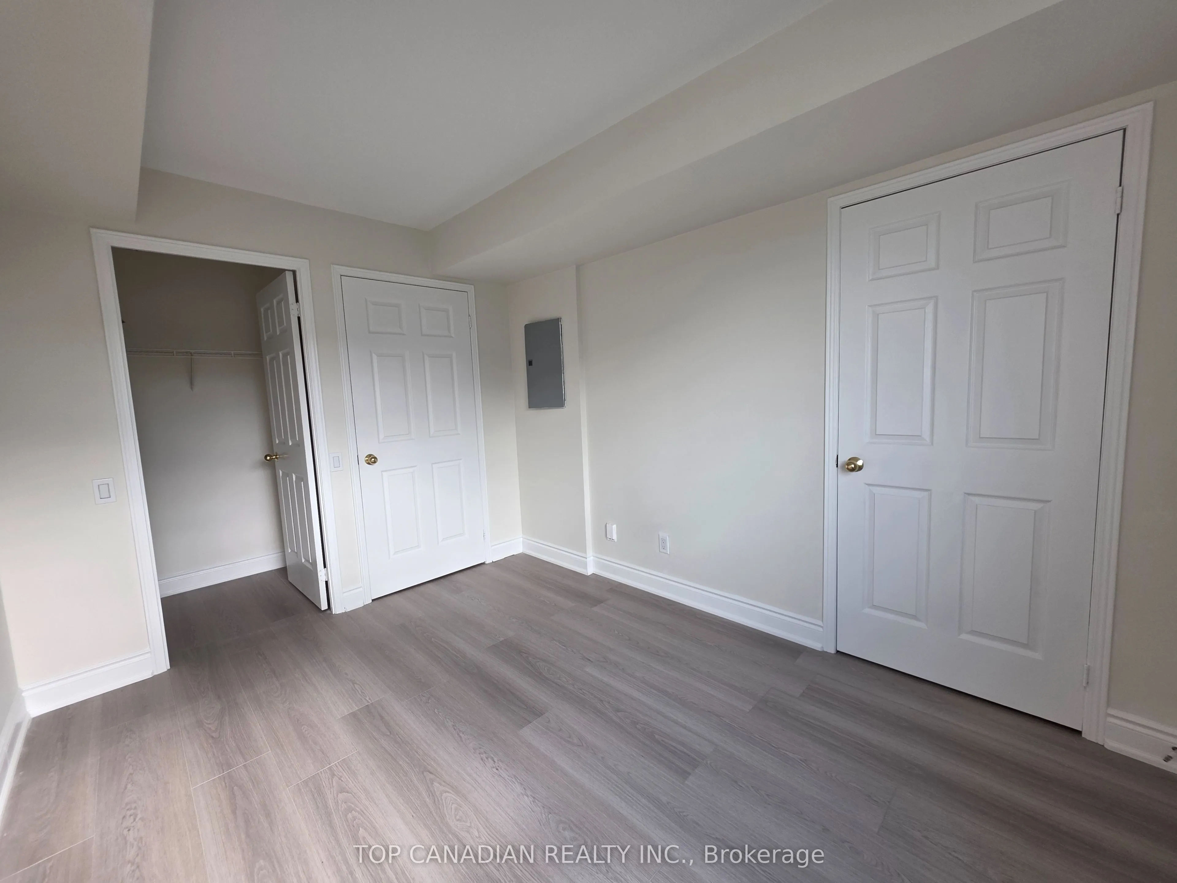 1 Emerald Lane, #Ph 409