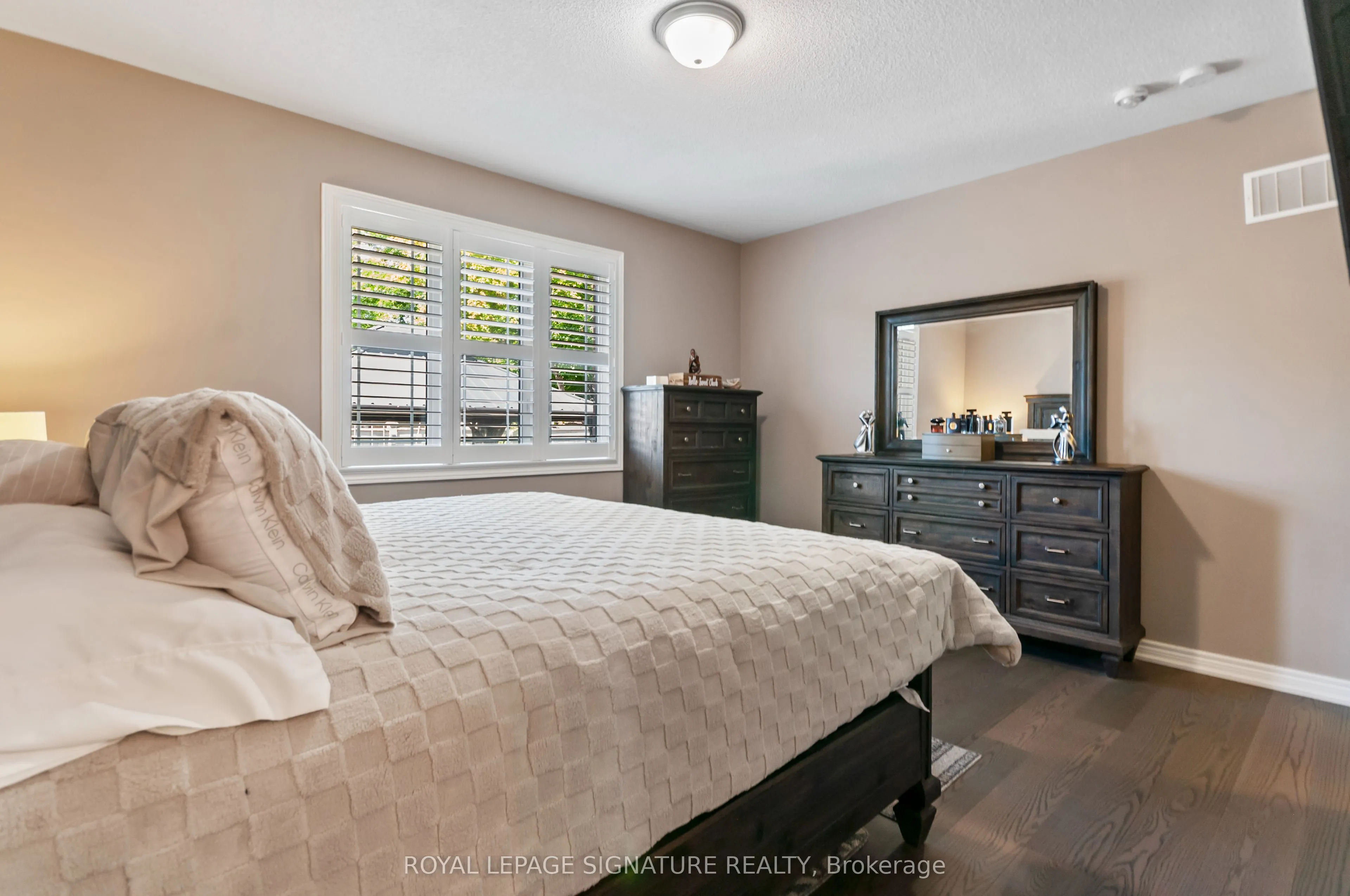 80 Sharpe Crescent