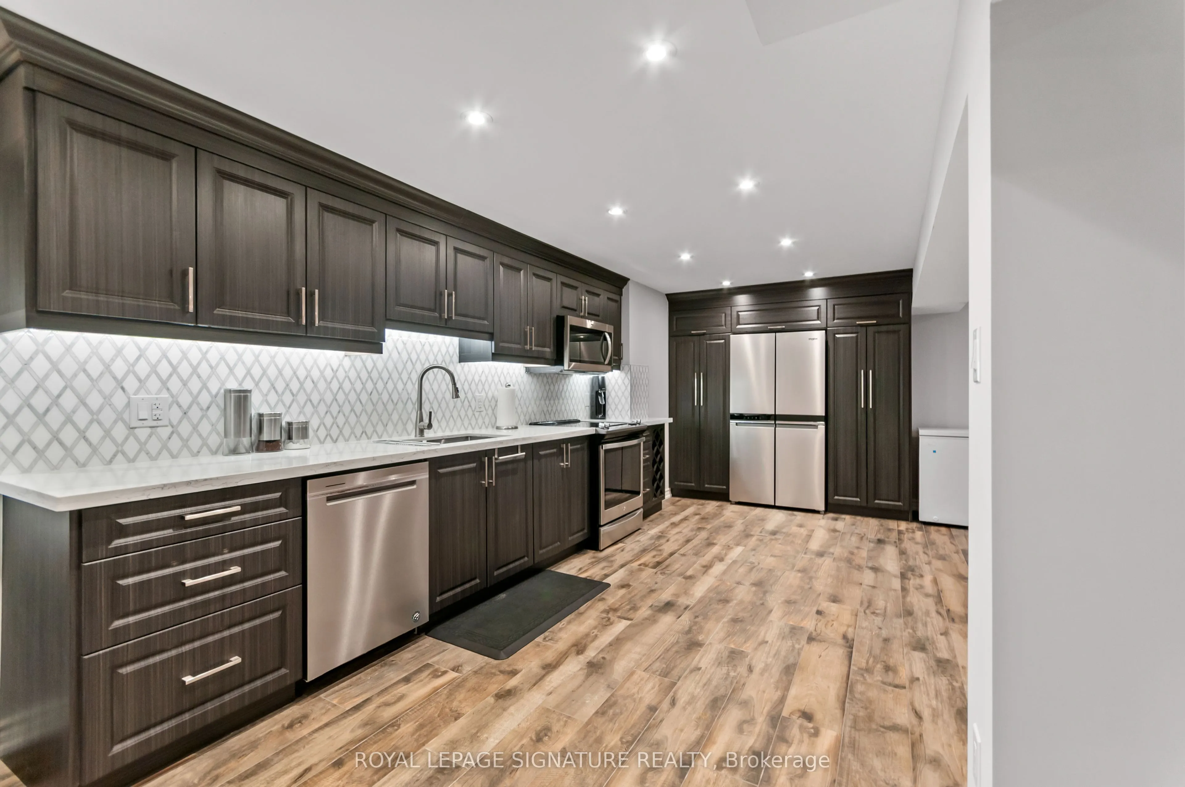 80 Sharpe Crescent