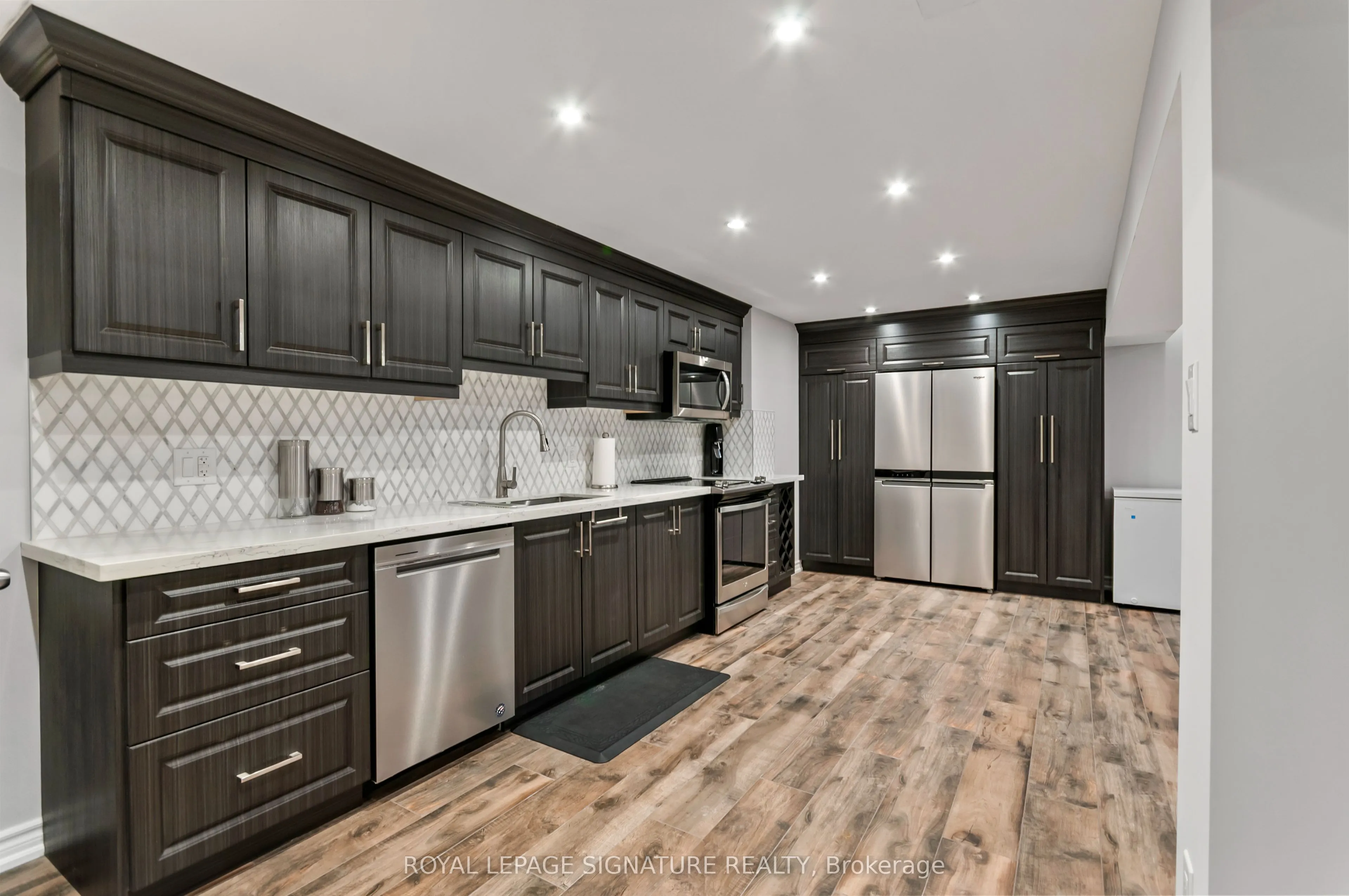 80 Sharpe Crescent