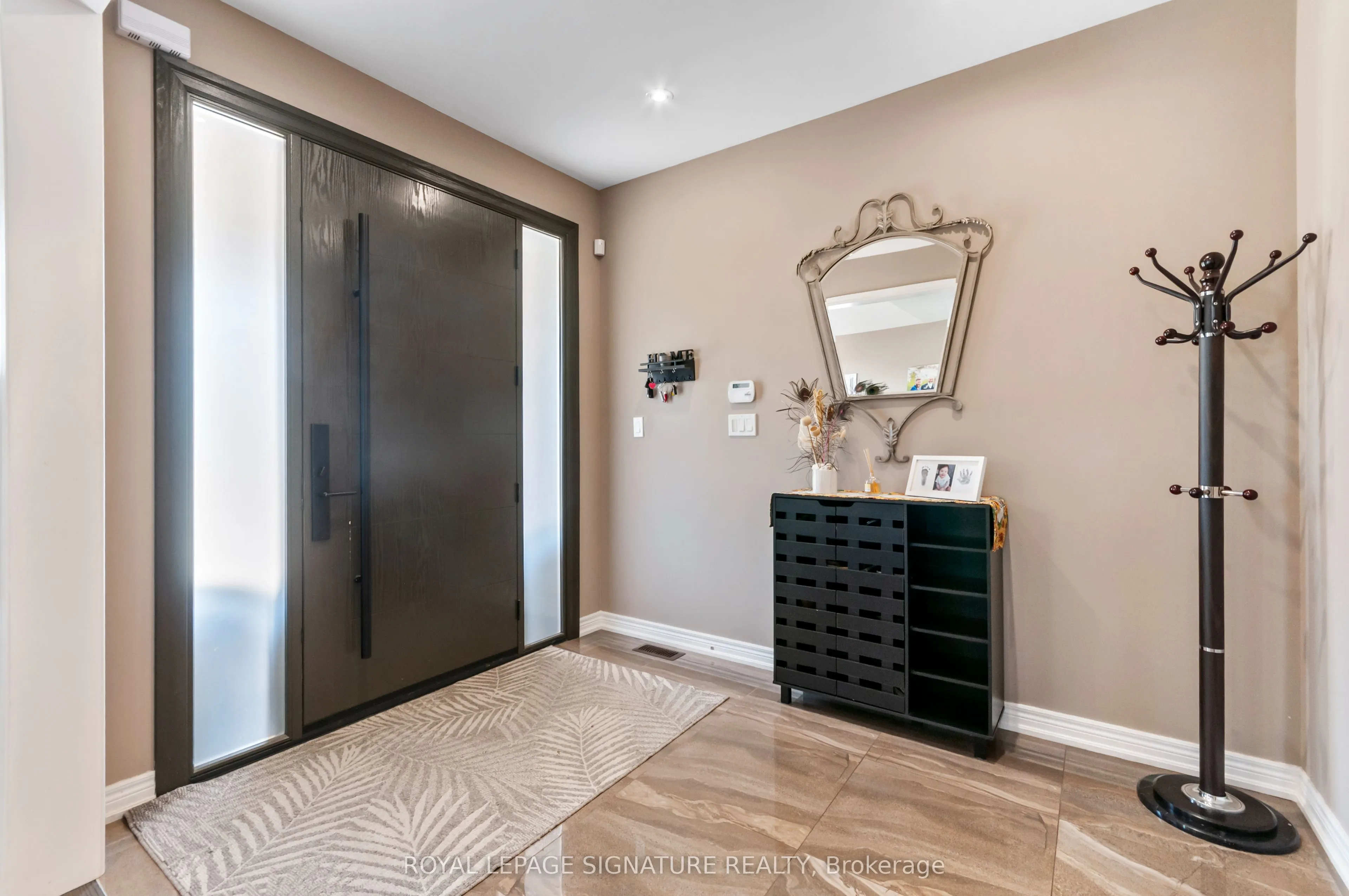80 Sharpe Crescent