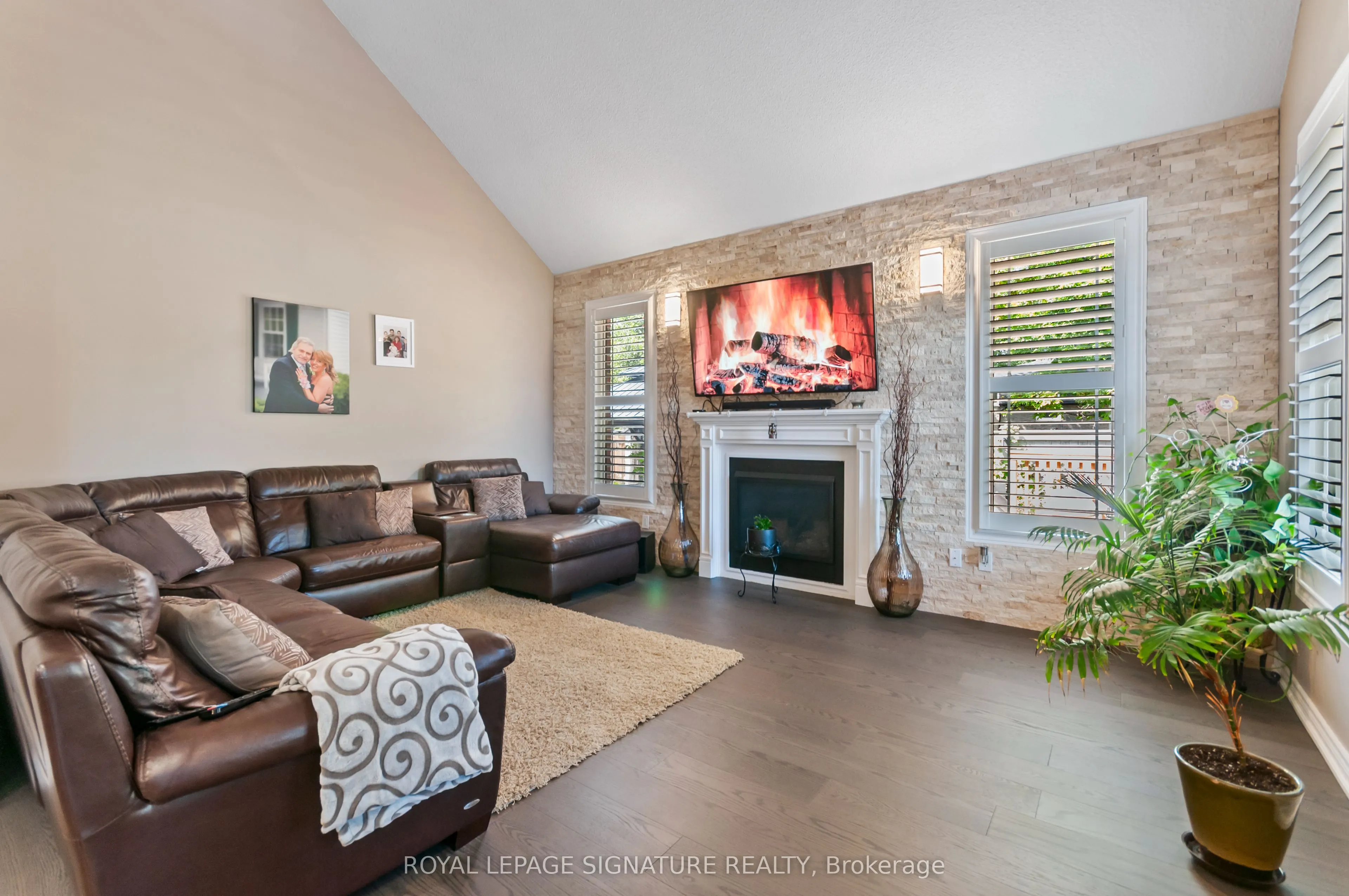 80 Sharpe Crescent