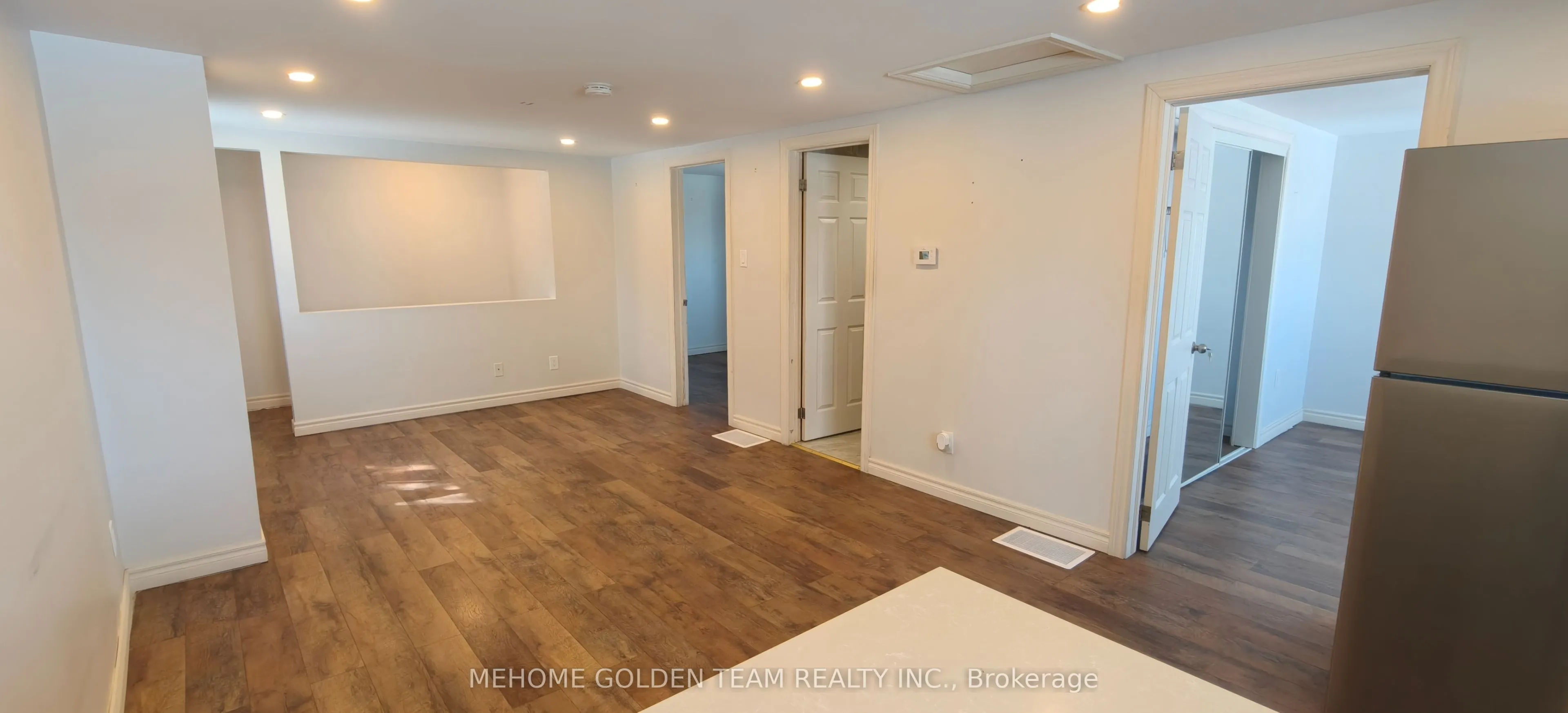 205 Pine Beach Drive, #Upper Unit