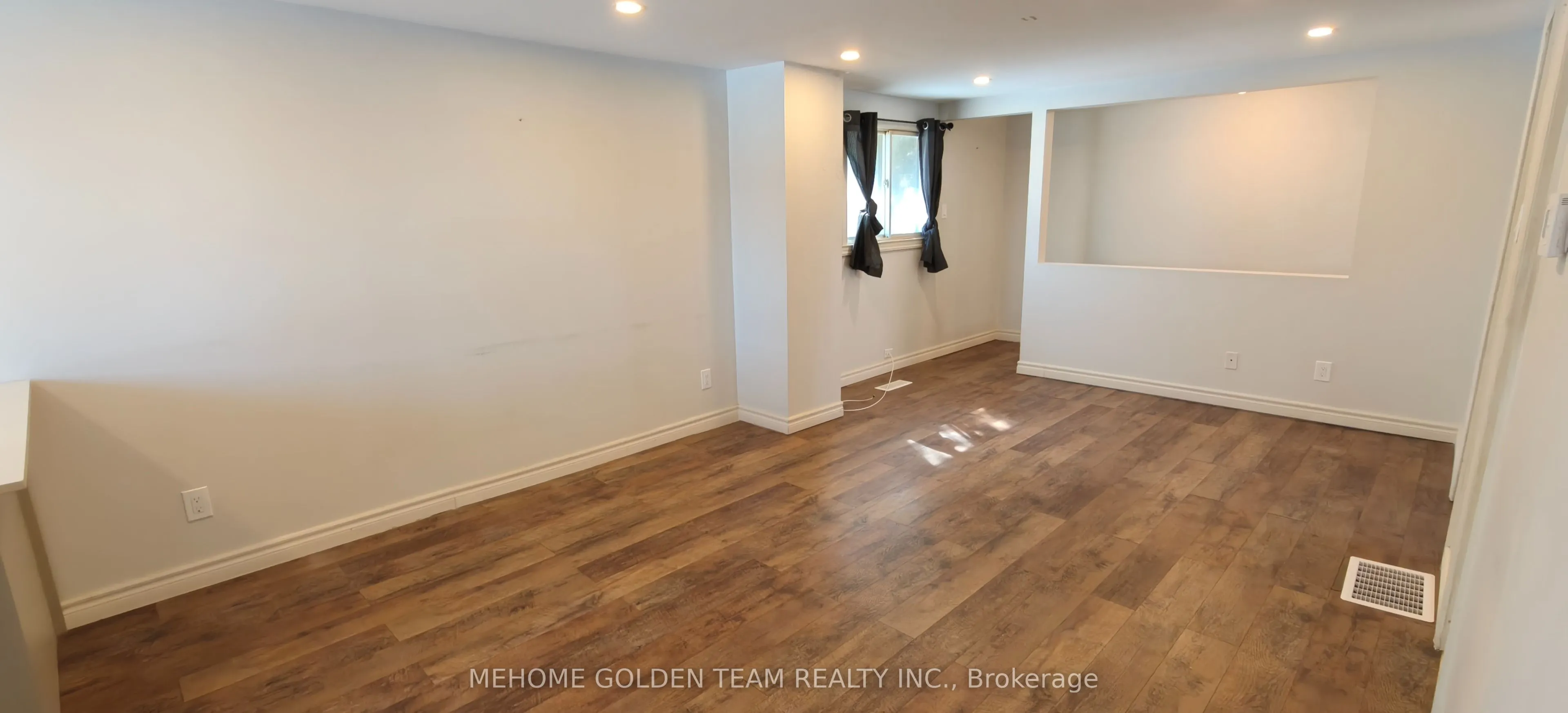 205 Pine Beach Drive, #Upper Unit