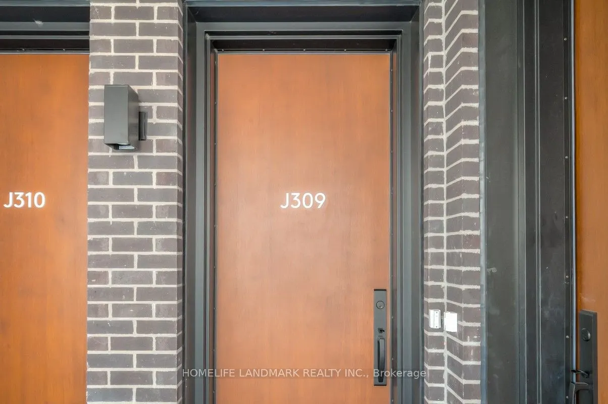 11 Walder Lane, #309