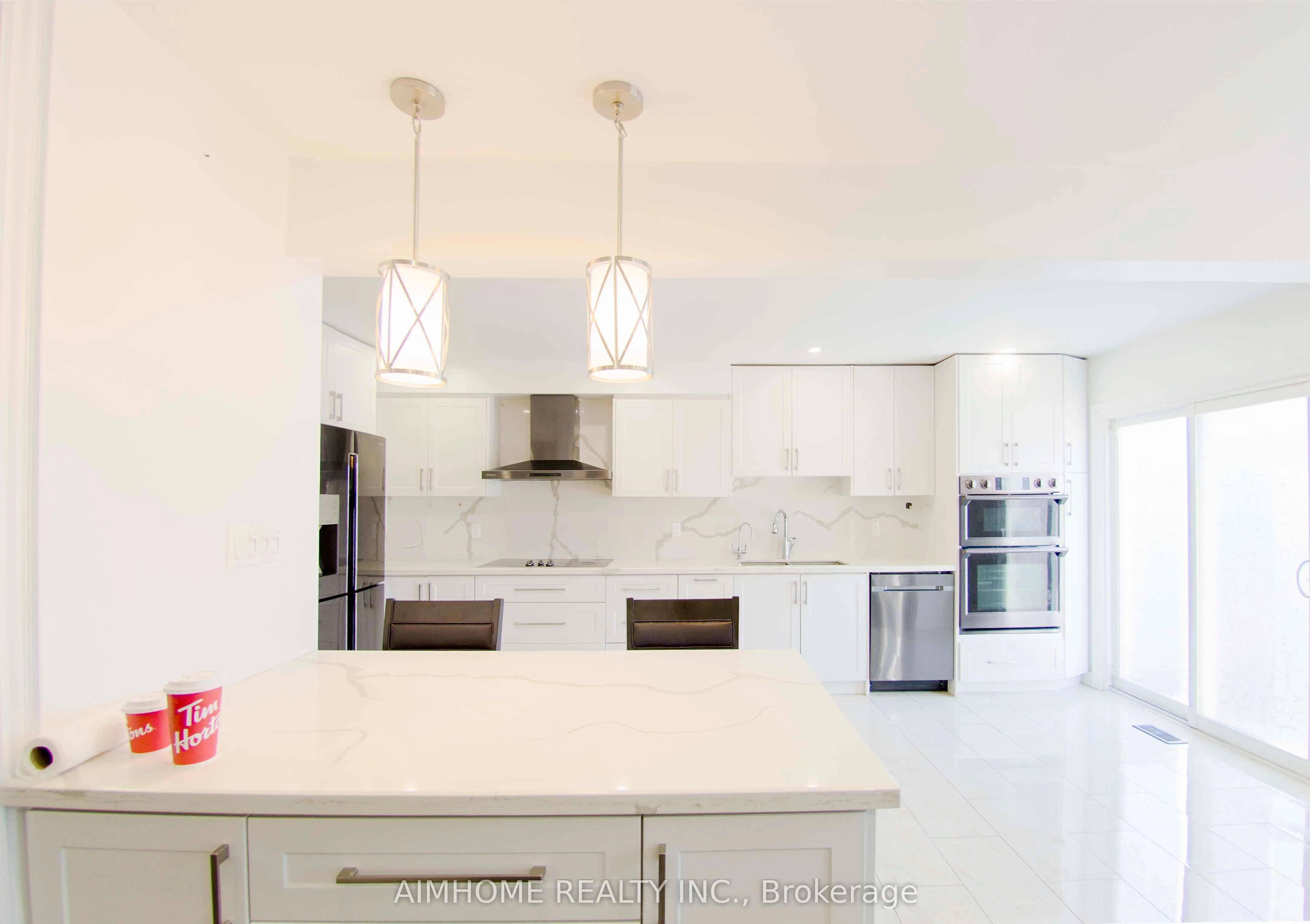 15 Lavron Court