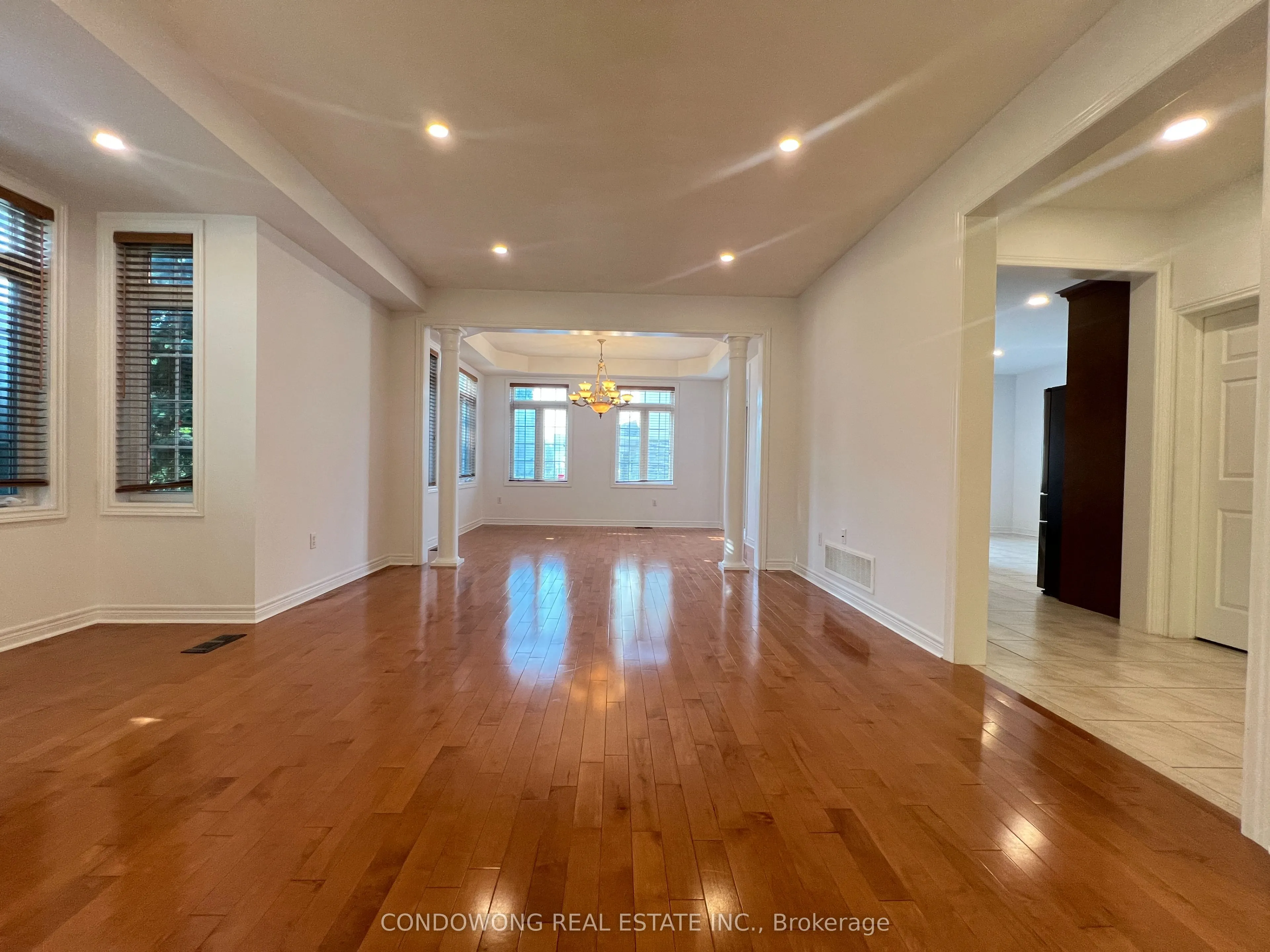 194 Autumn Hill Boulevard