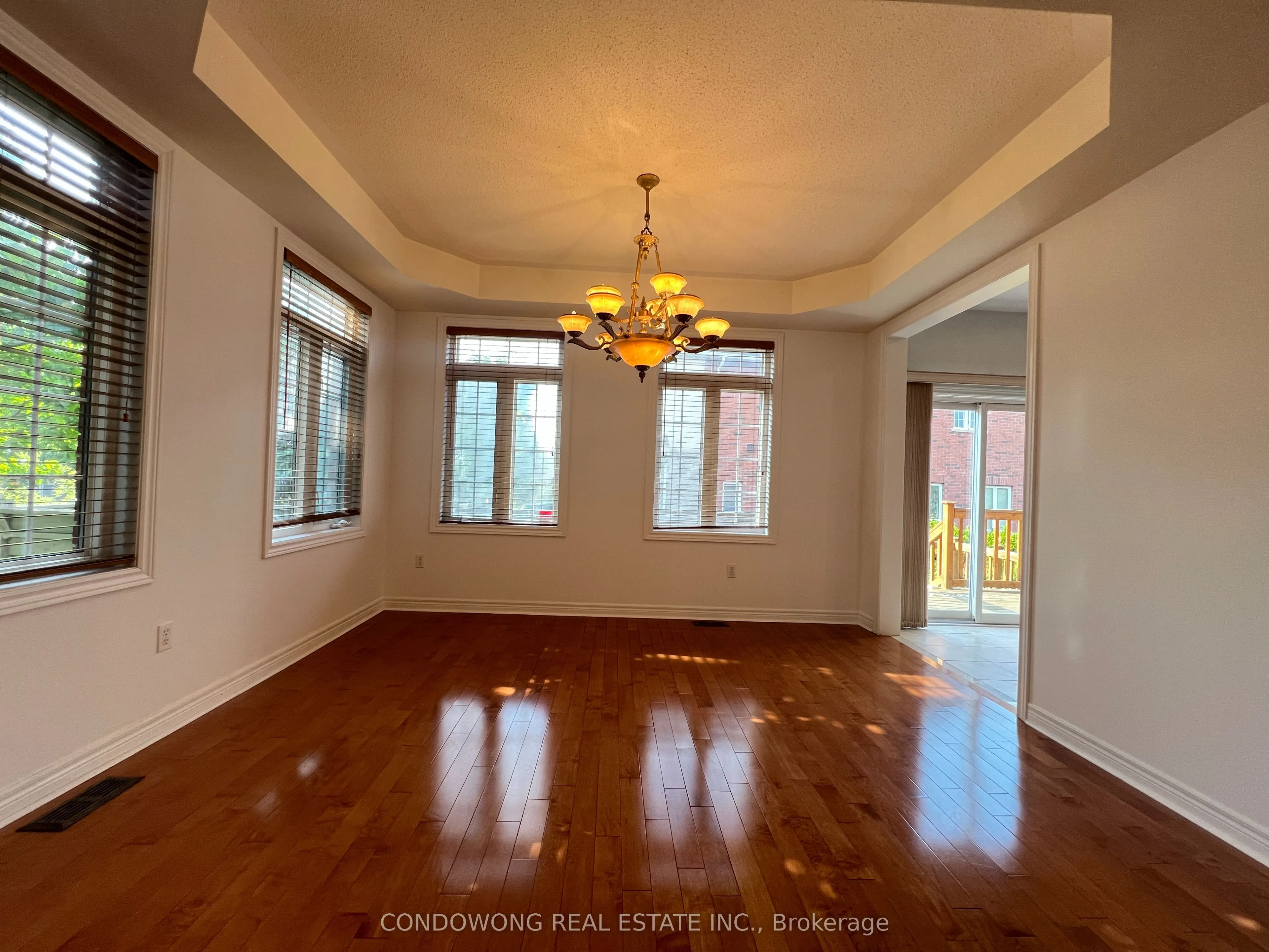 194 Autumn Hill Boulevard