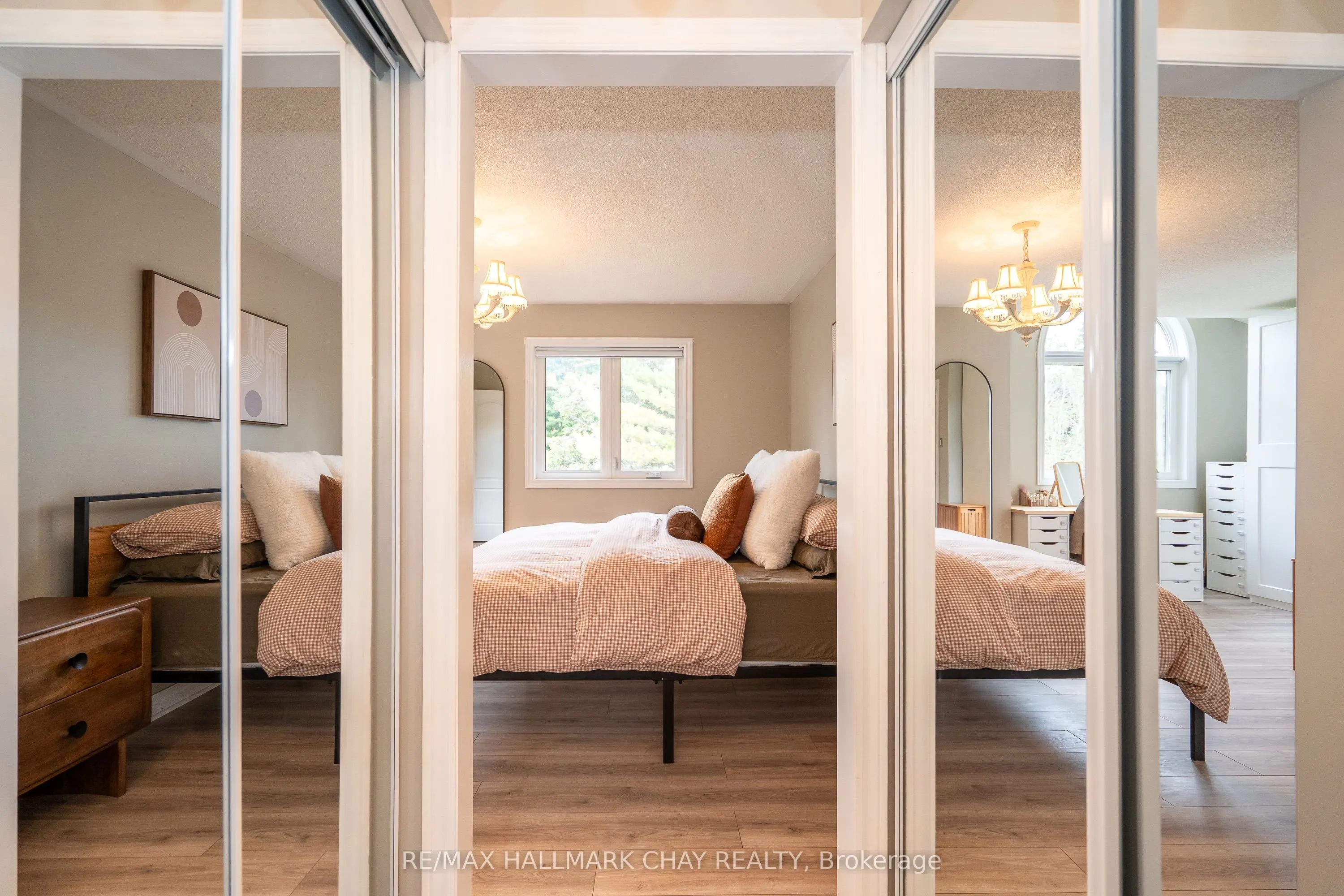95 Banting Drive
