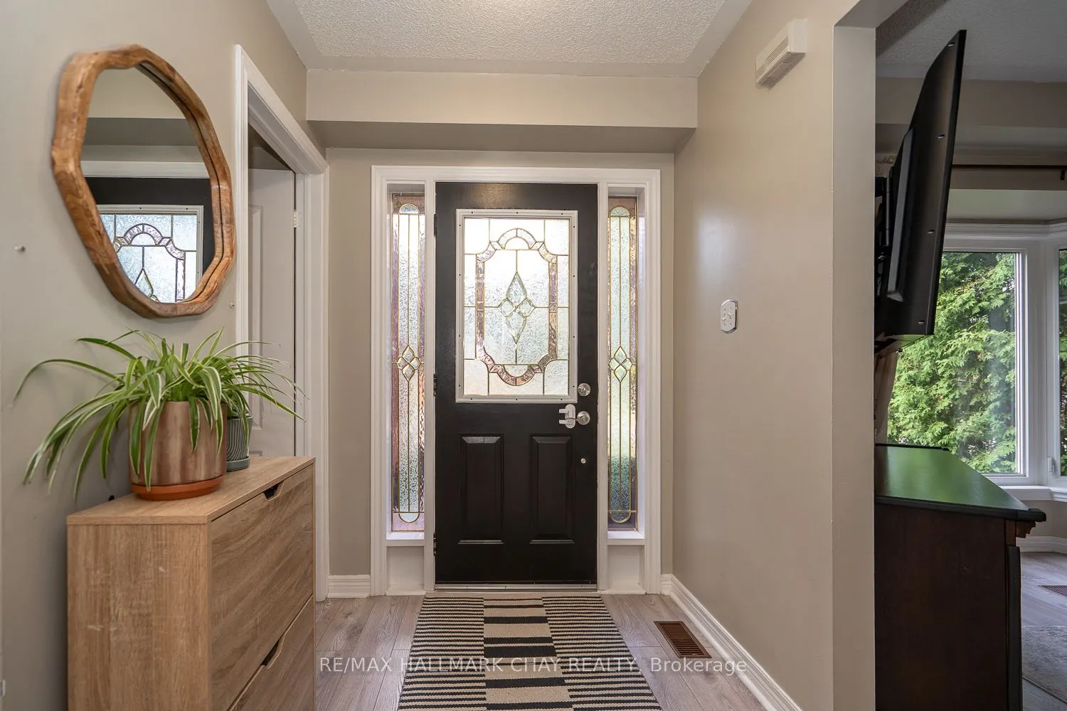 95 Banting Drive