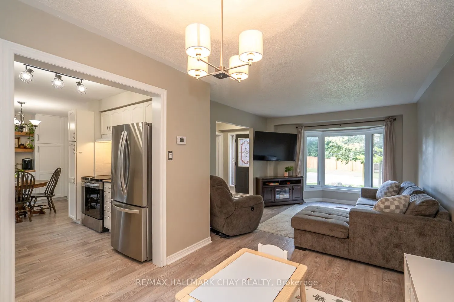 95 Banting Drive