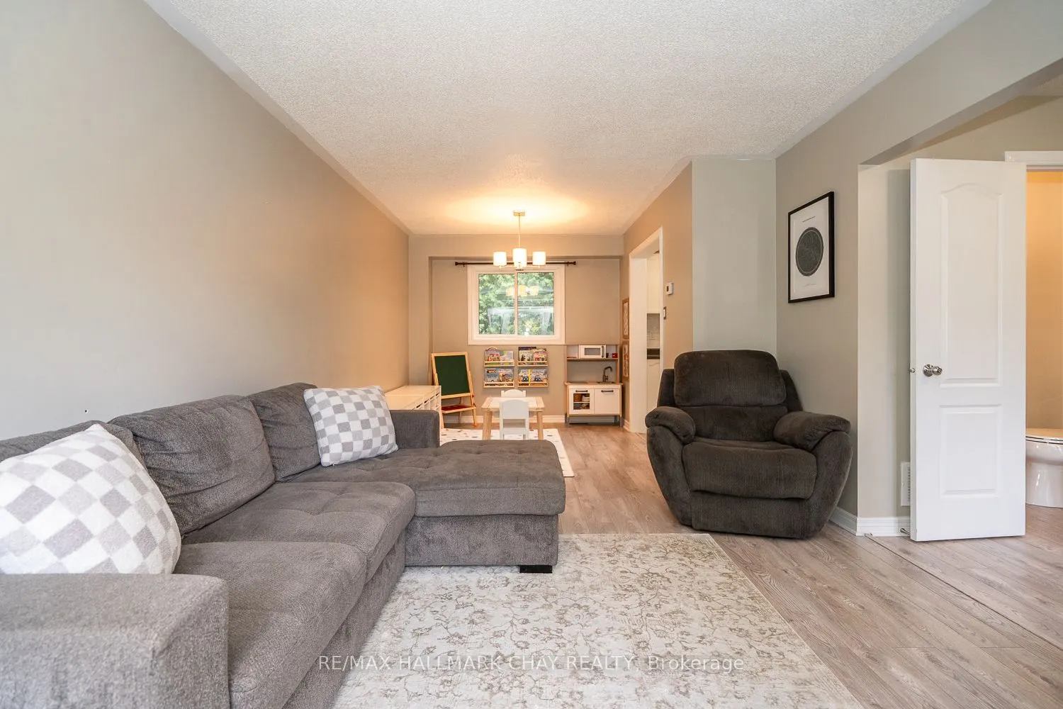 95 Banting Drive