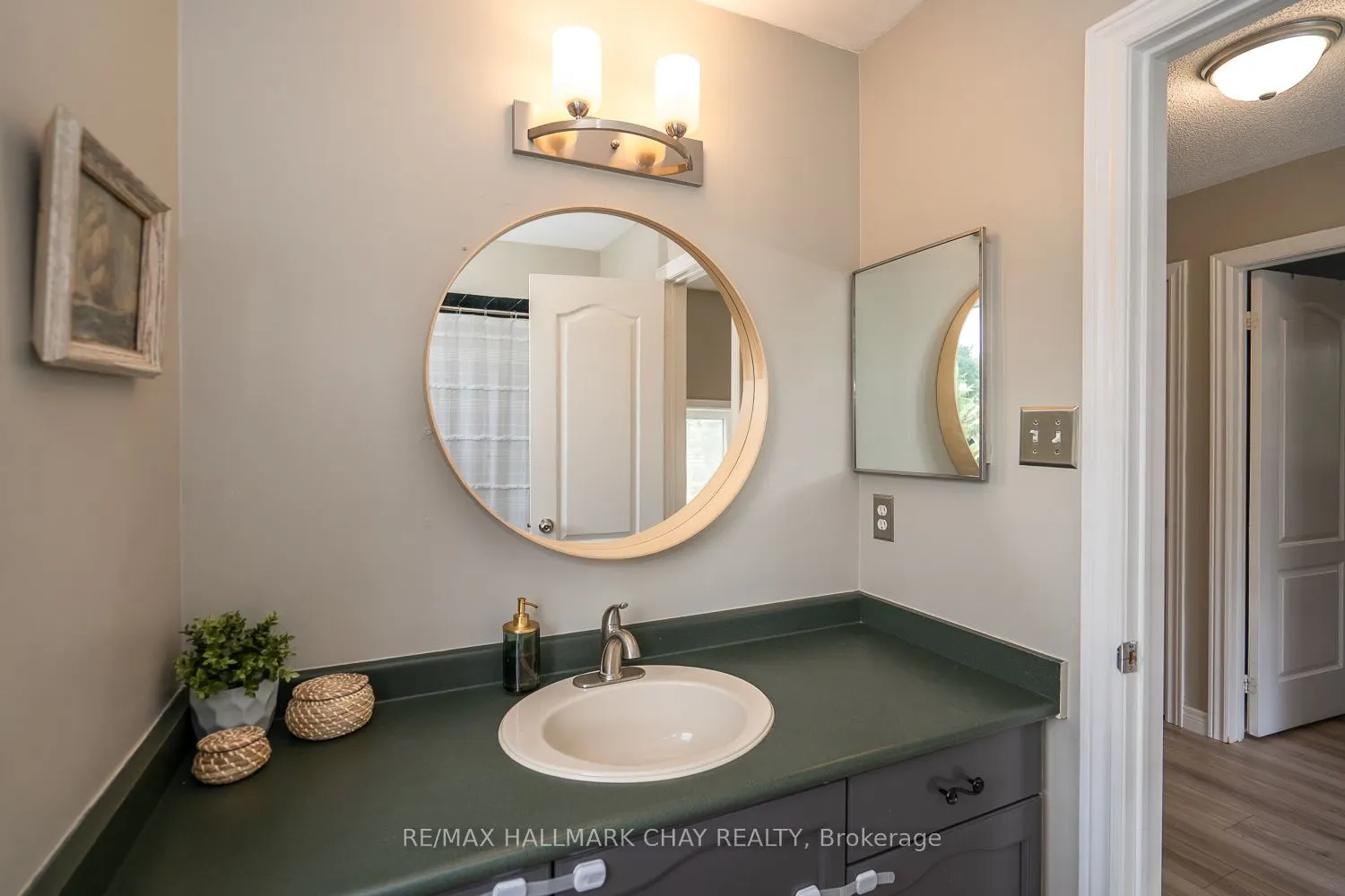 95 Banting Drive