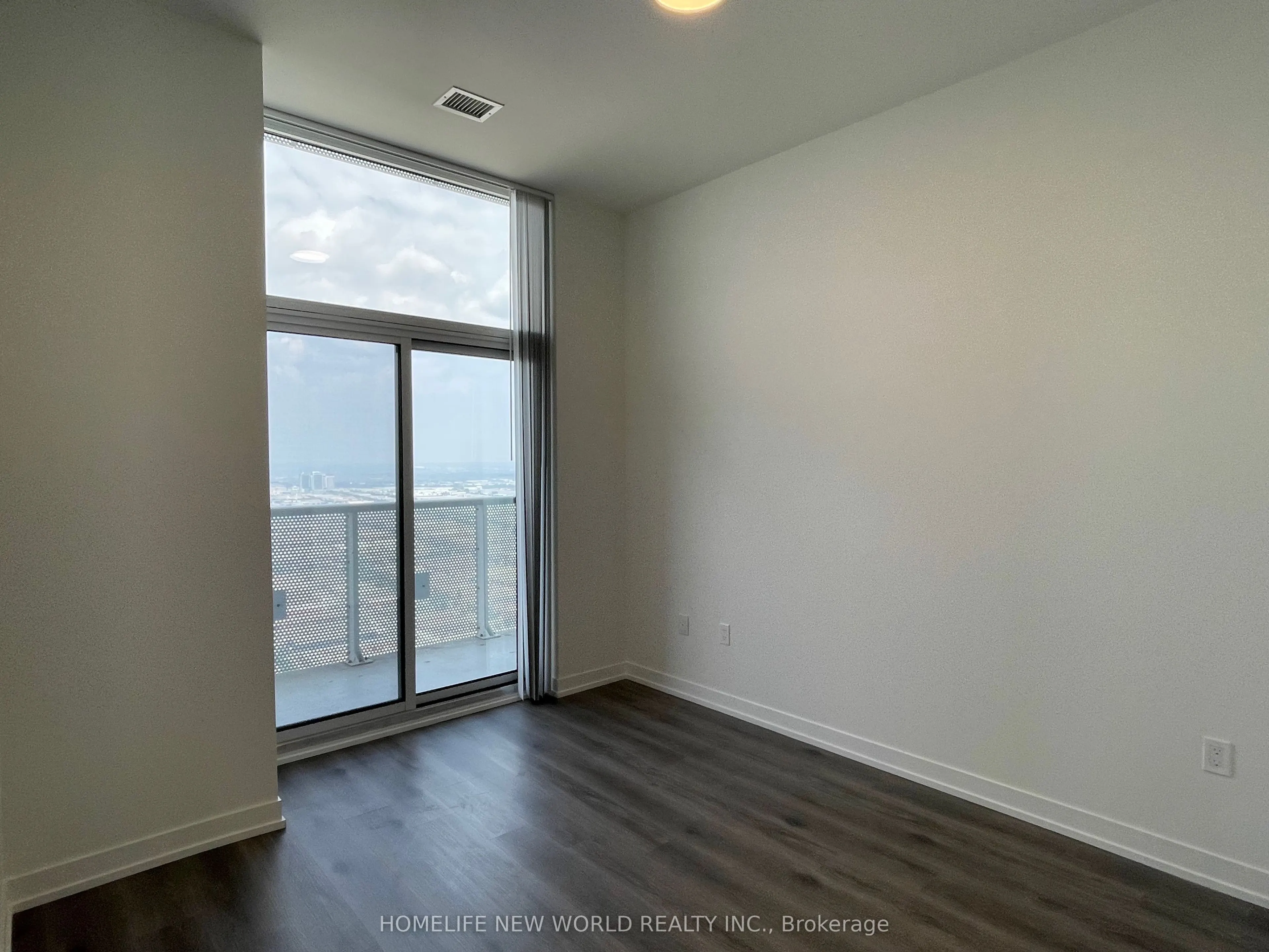 225 commerce Street, #PH106