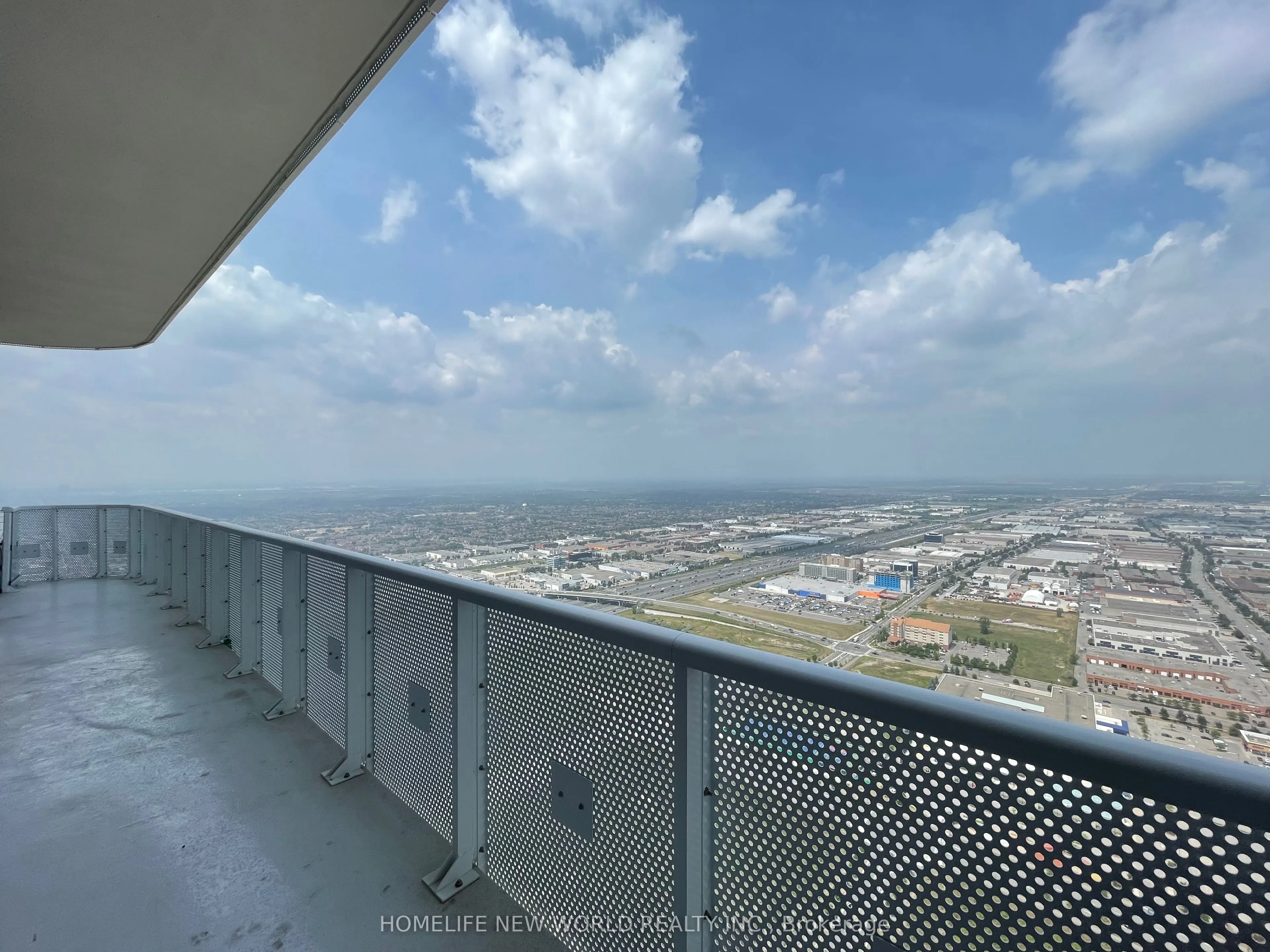225 commerce Street, #PH106