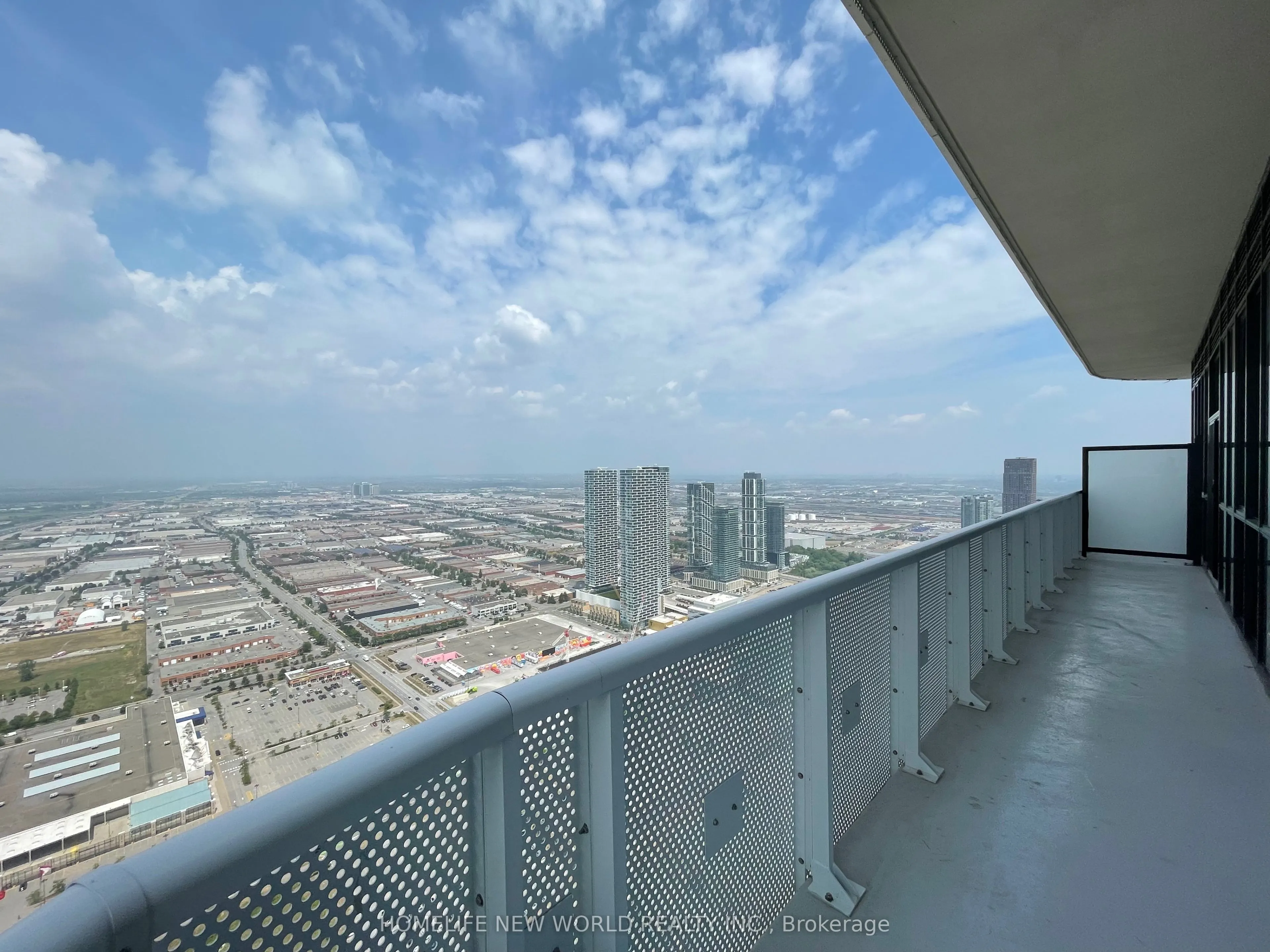 225 commerce Street, #PH106