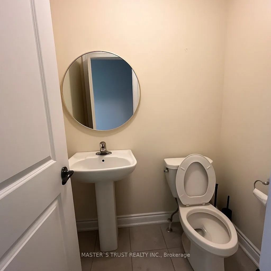 126 Lorne Thomas Place