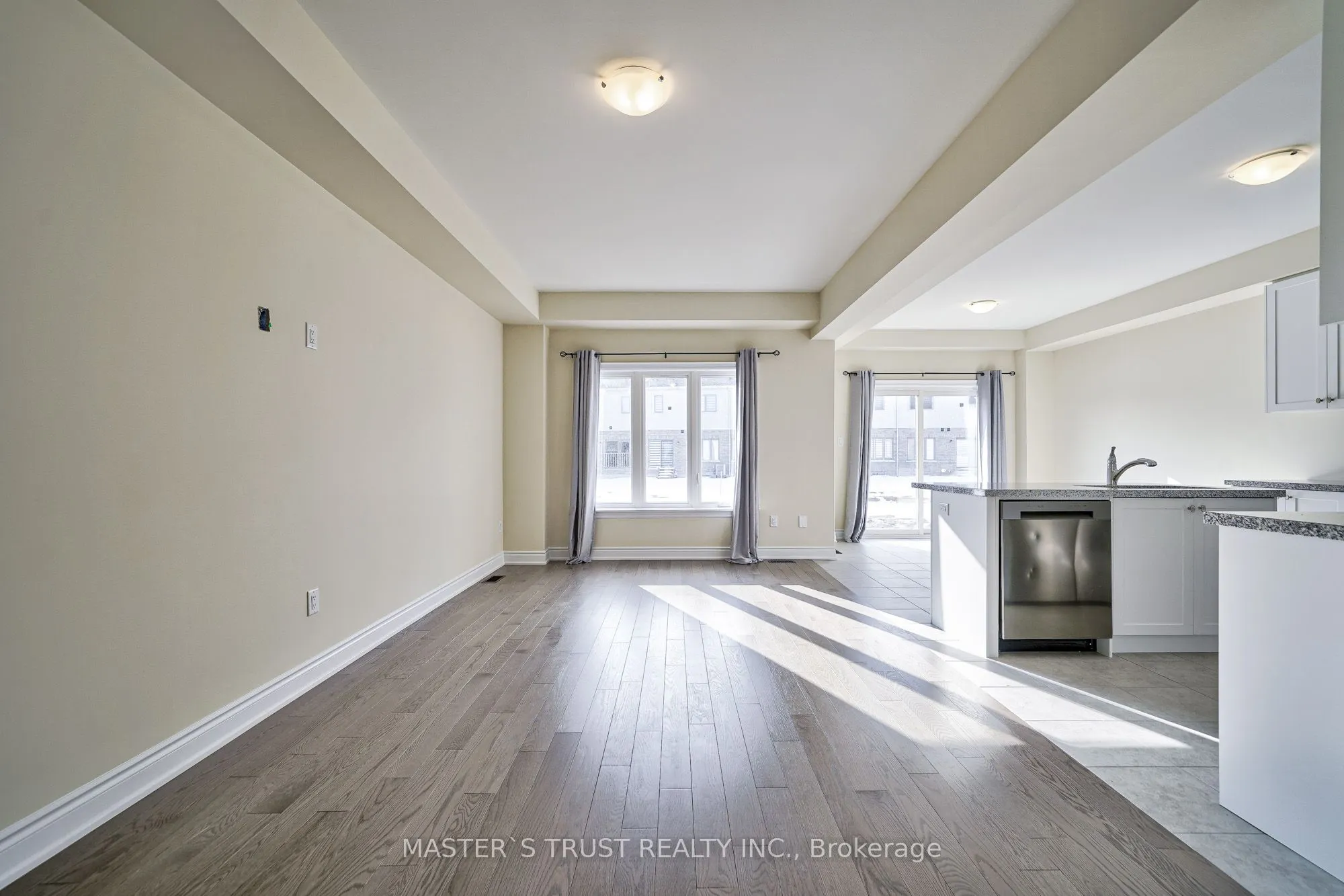 126 Lorne Thomas Place