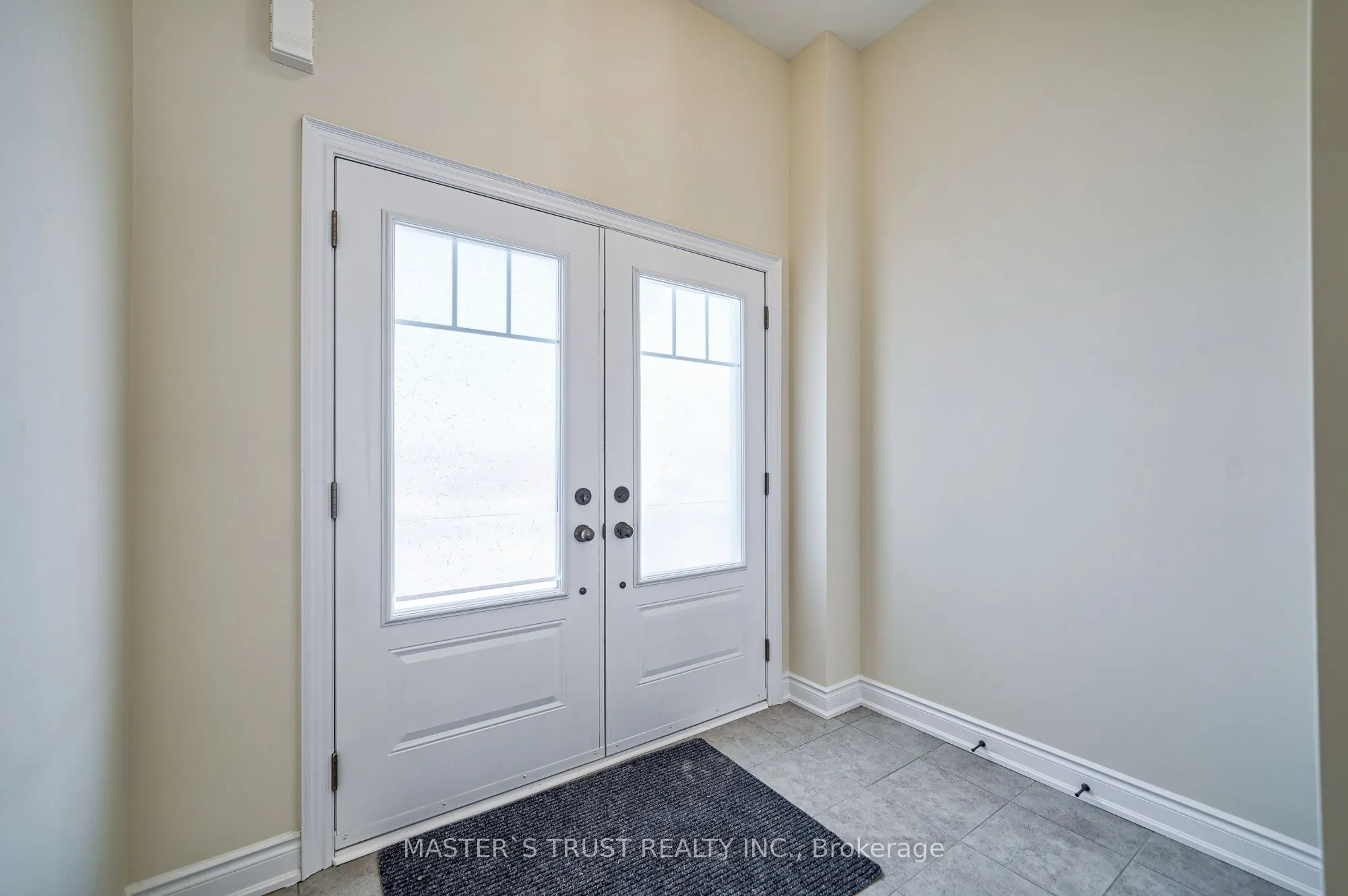 126 Lorne Thomas Place