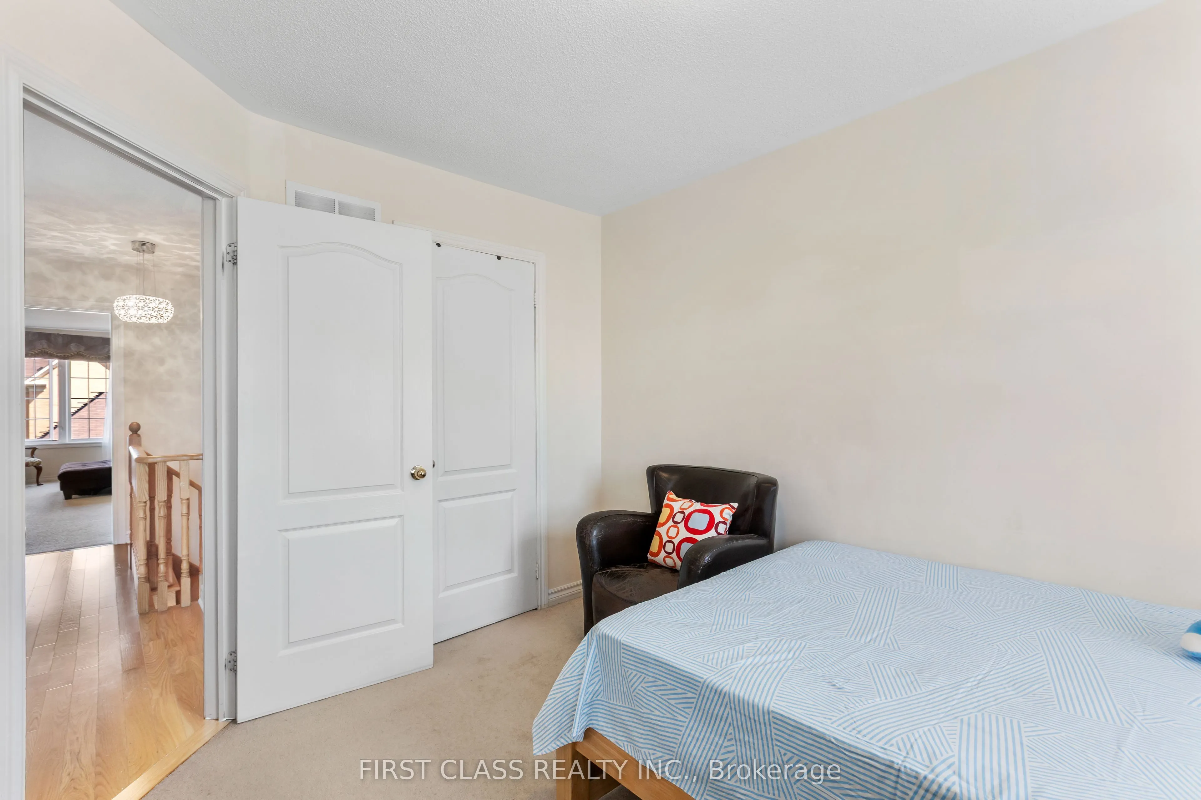 10501 Woodbine Bypass Avenue