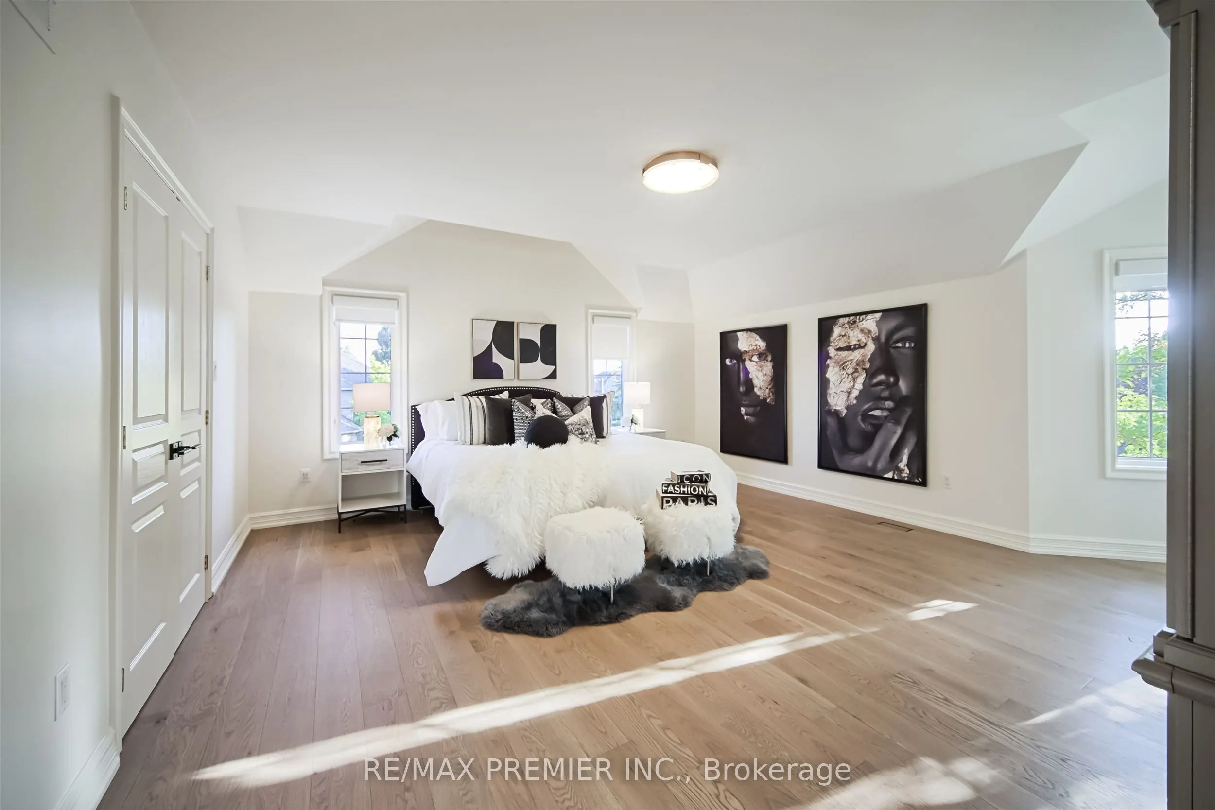 115 Southlawn Drive
