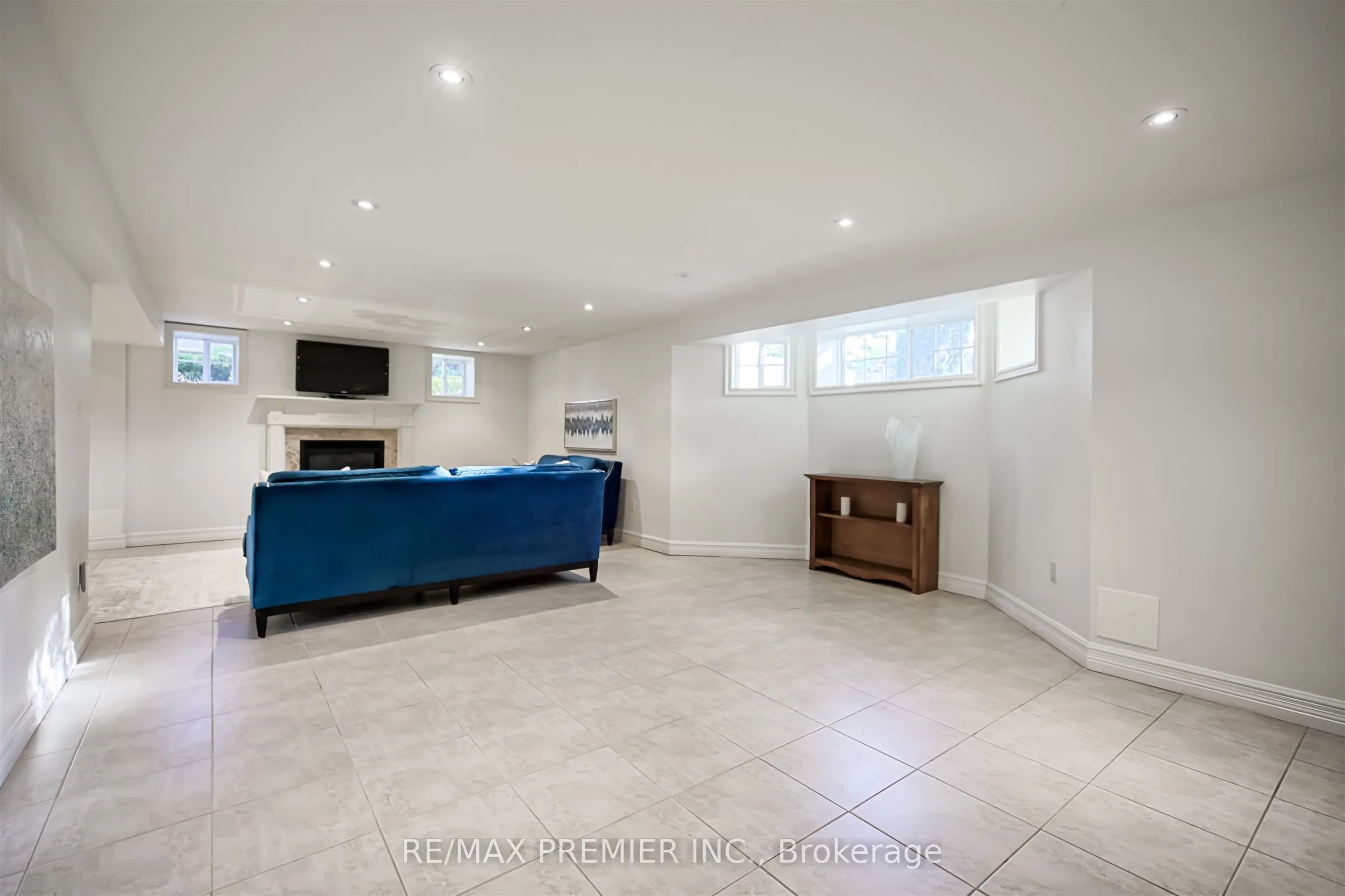 115 Southlawn Drive