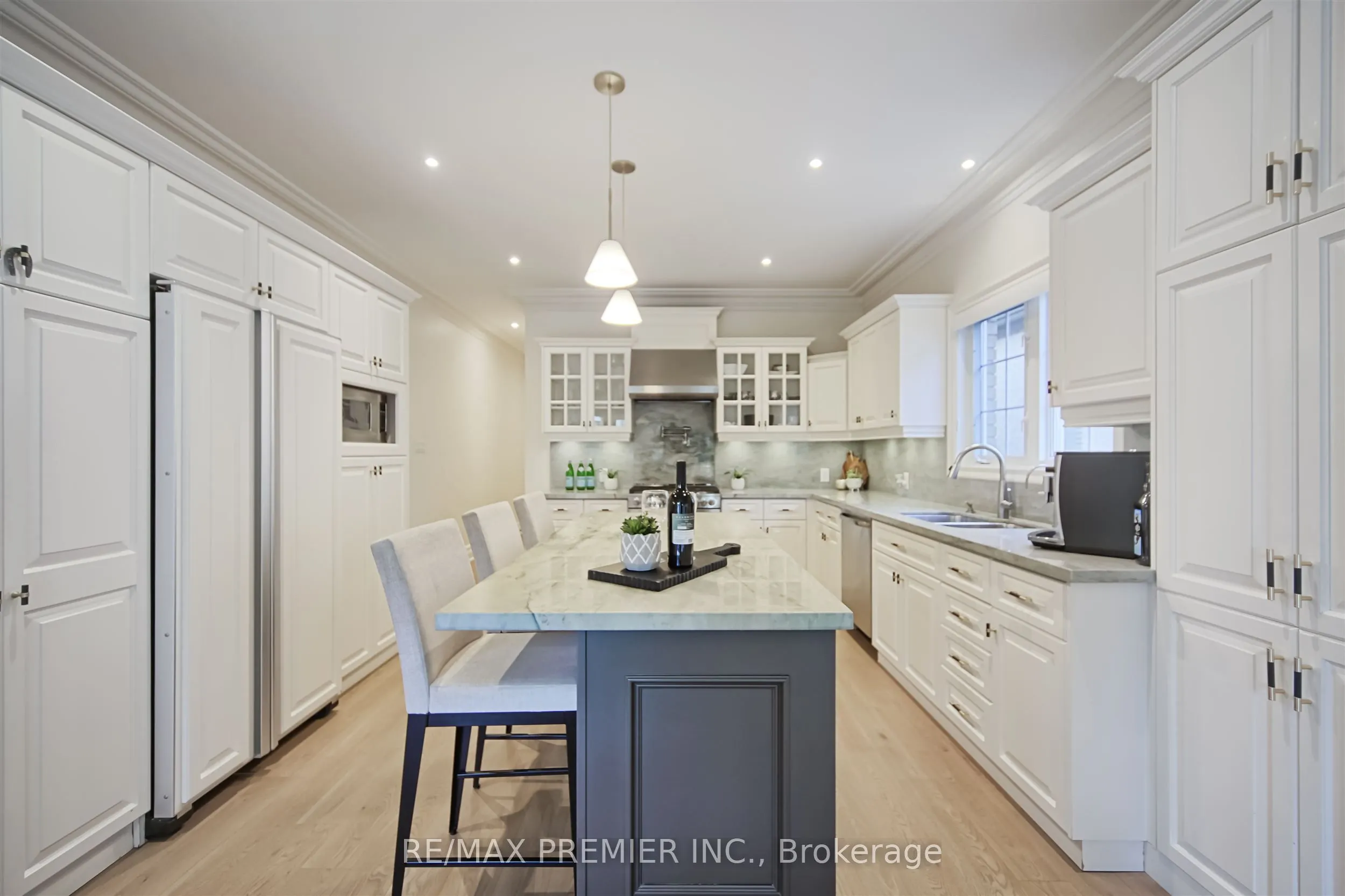 115 Southlawn Drive