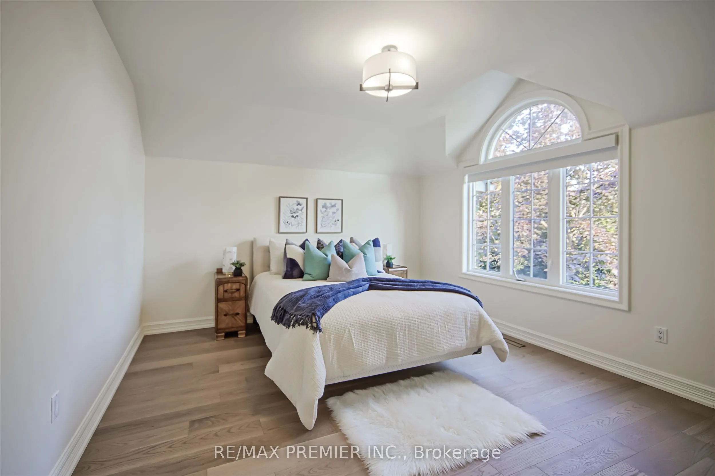 115 Southlawn Drive