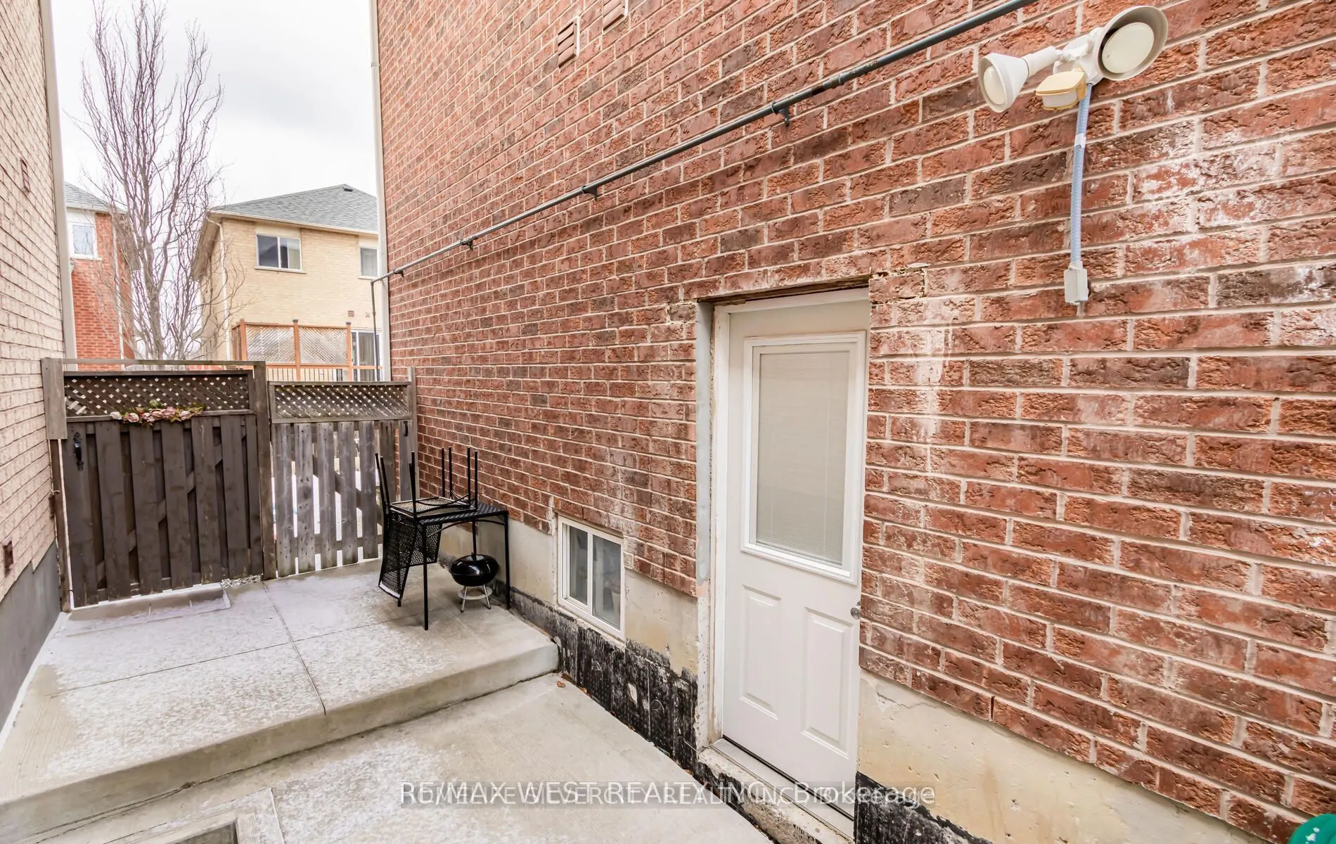 157 Hollywood Hill Circle, #Lower