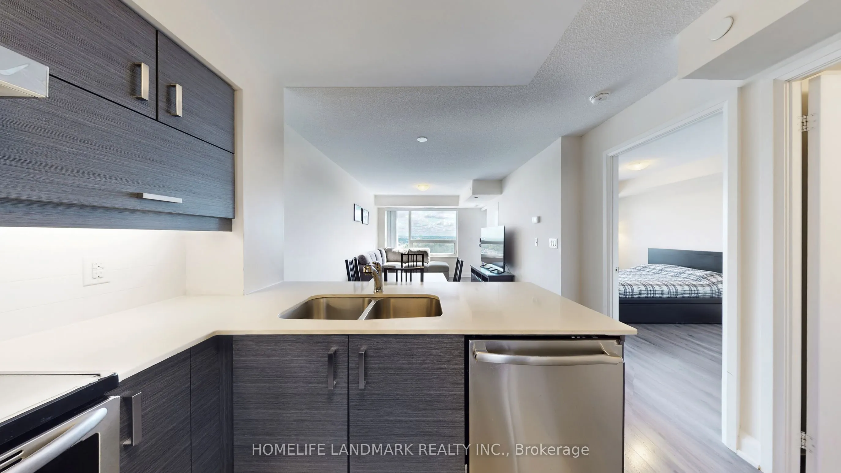 1 Uptown Drive, #1910