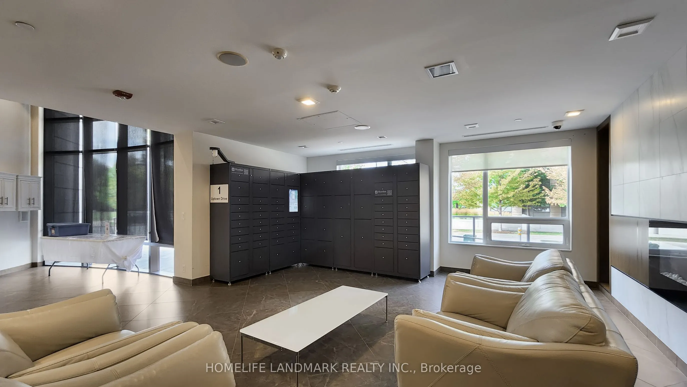 1 Uptown Drive, #1910