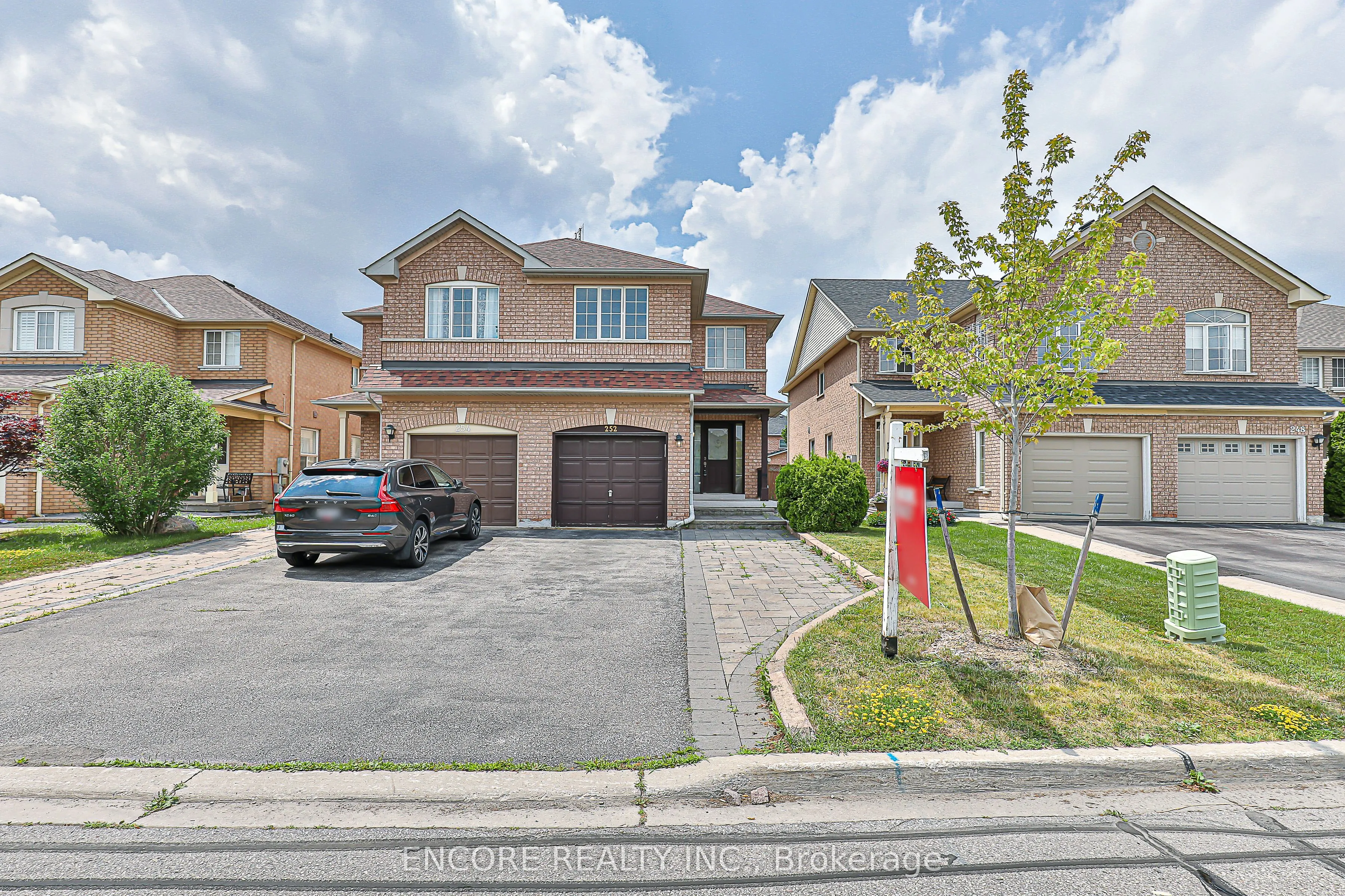 252 Forest Run Boulevard