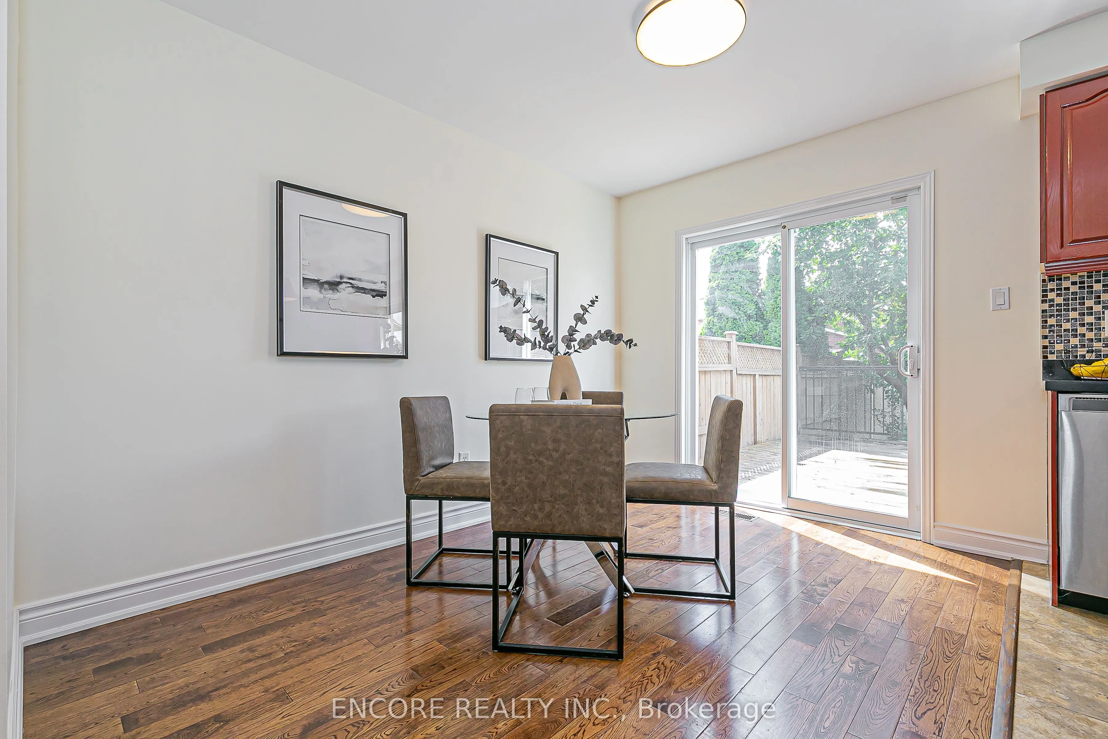 252 Forest Run Boulevard