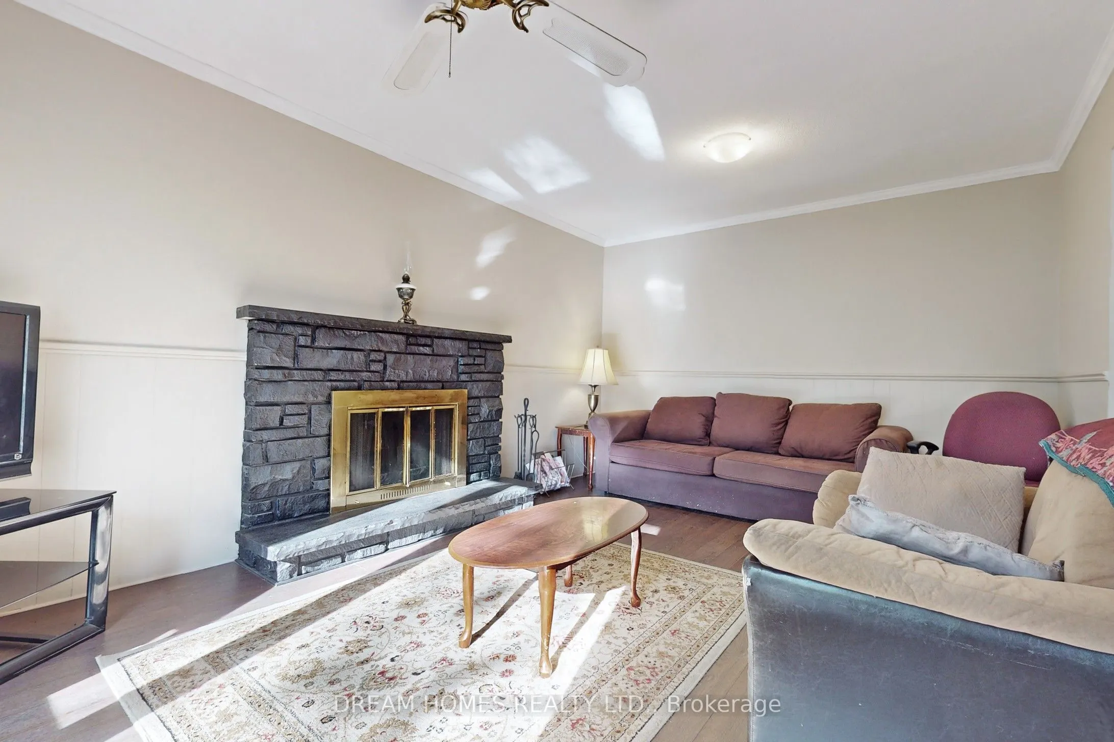 211 Peterwood Court