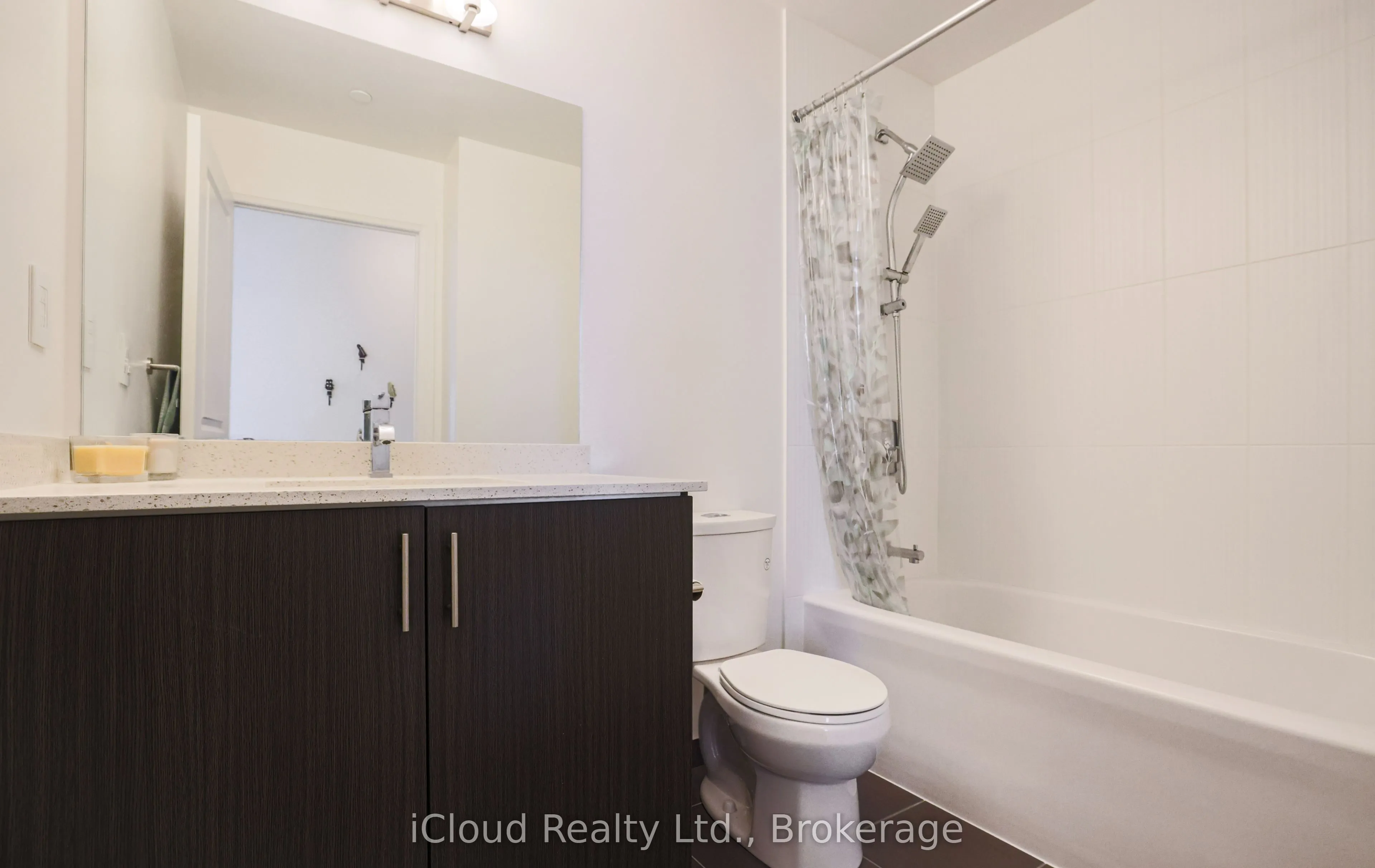 3600 Highway 7 Road, #3208