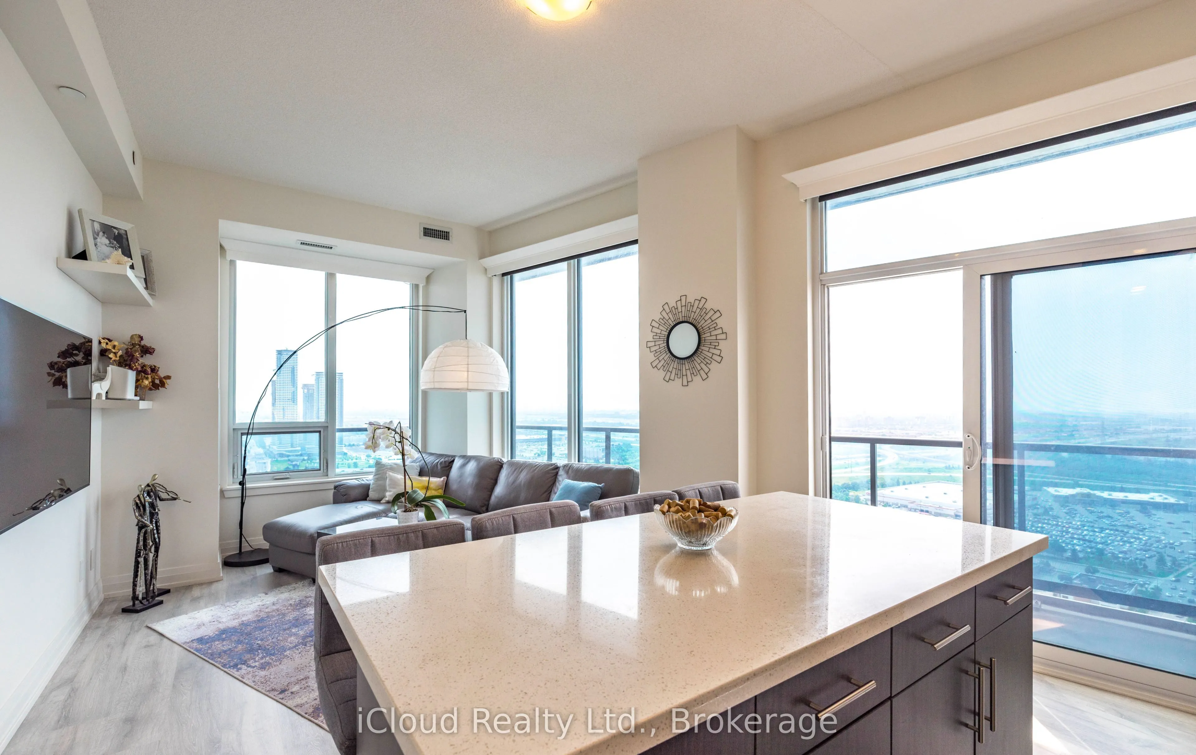 3600 Highway 7 Road, #3208