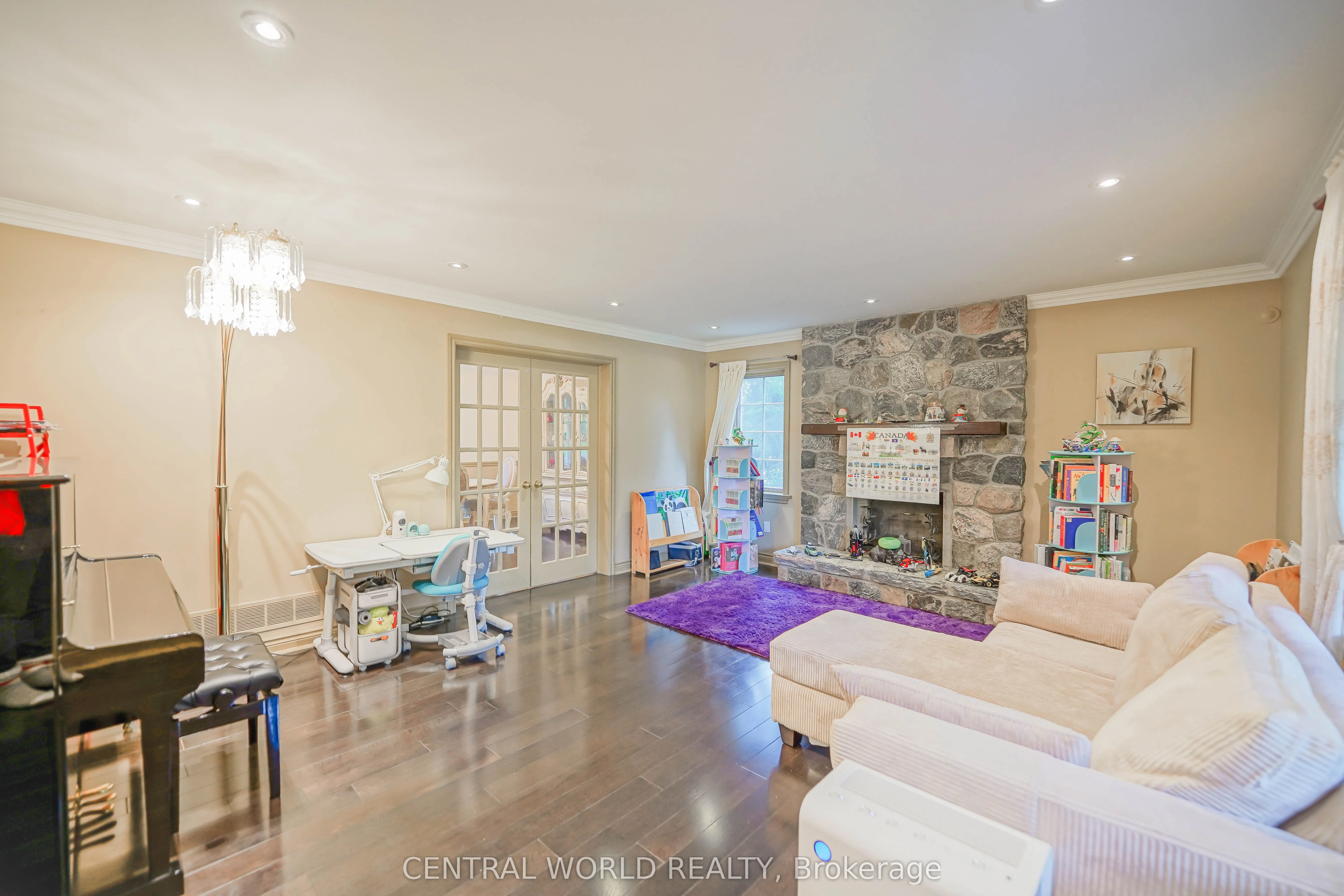 54 Ridgewood Drive