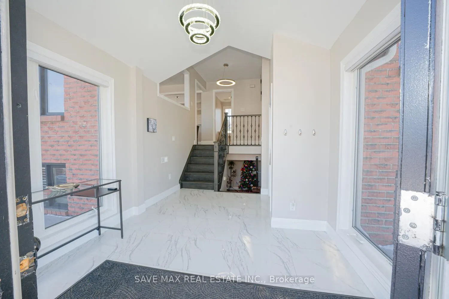 5 Kathryn Court