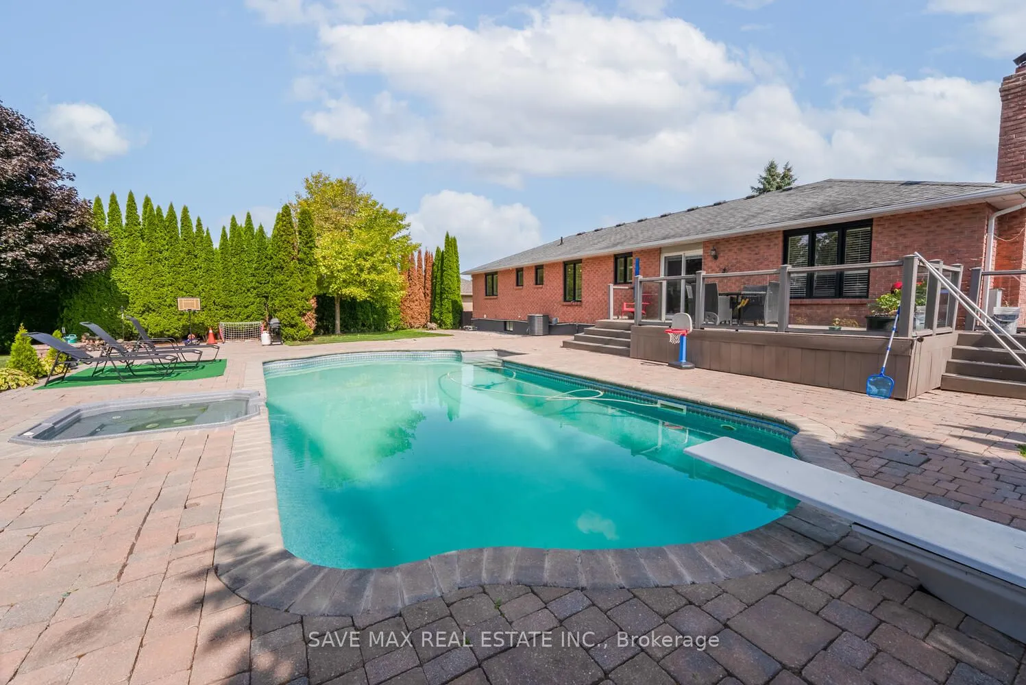 5 Kathryn Court