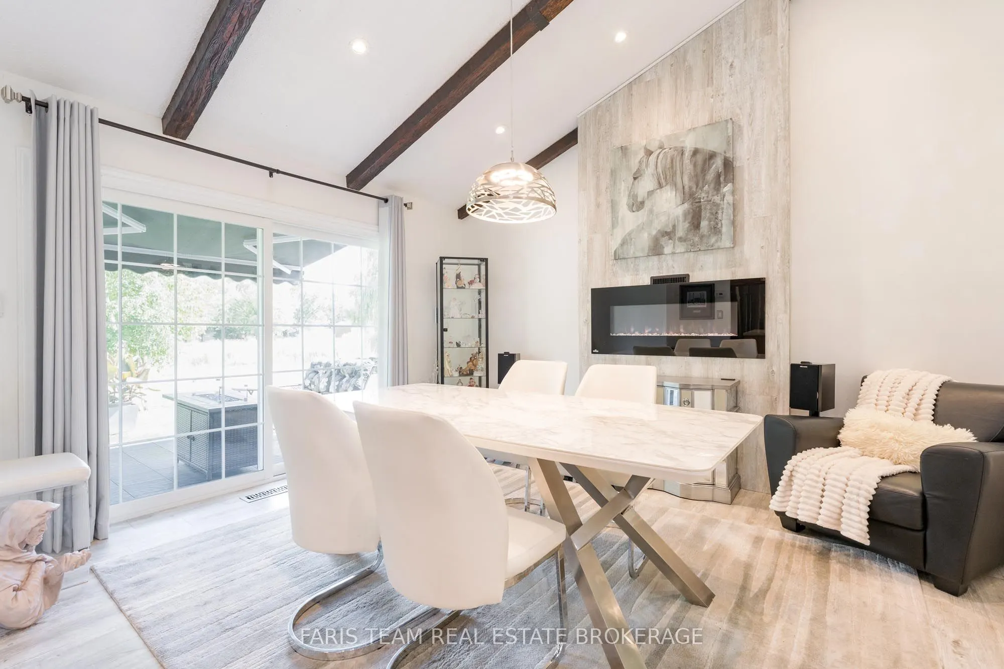 210 Parkview Drive