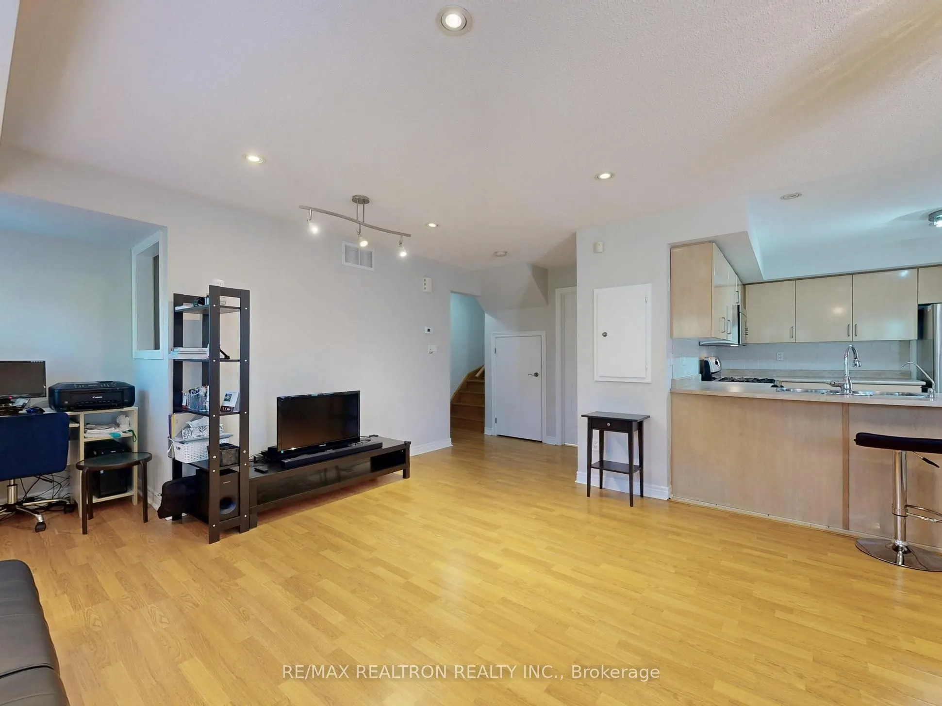 314 John Street, #366