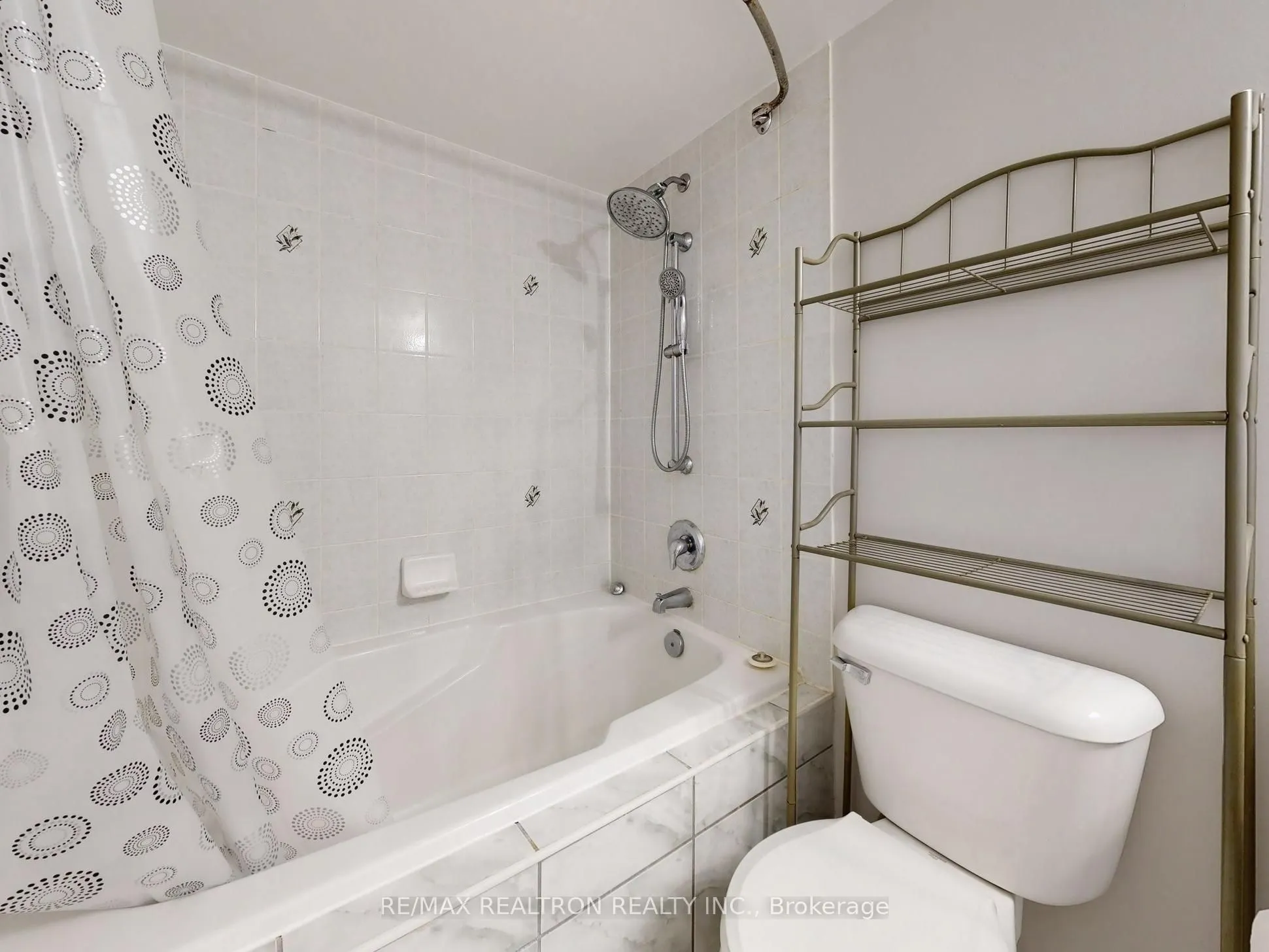 314 John Street, #366